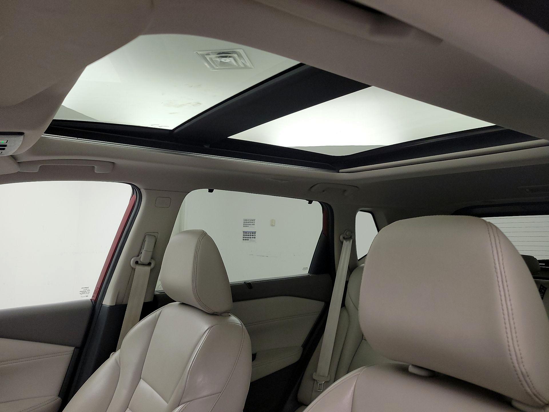 Thumbnail: 2021 Nissan Rogue - 19