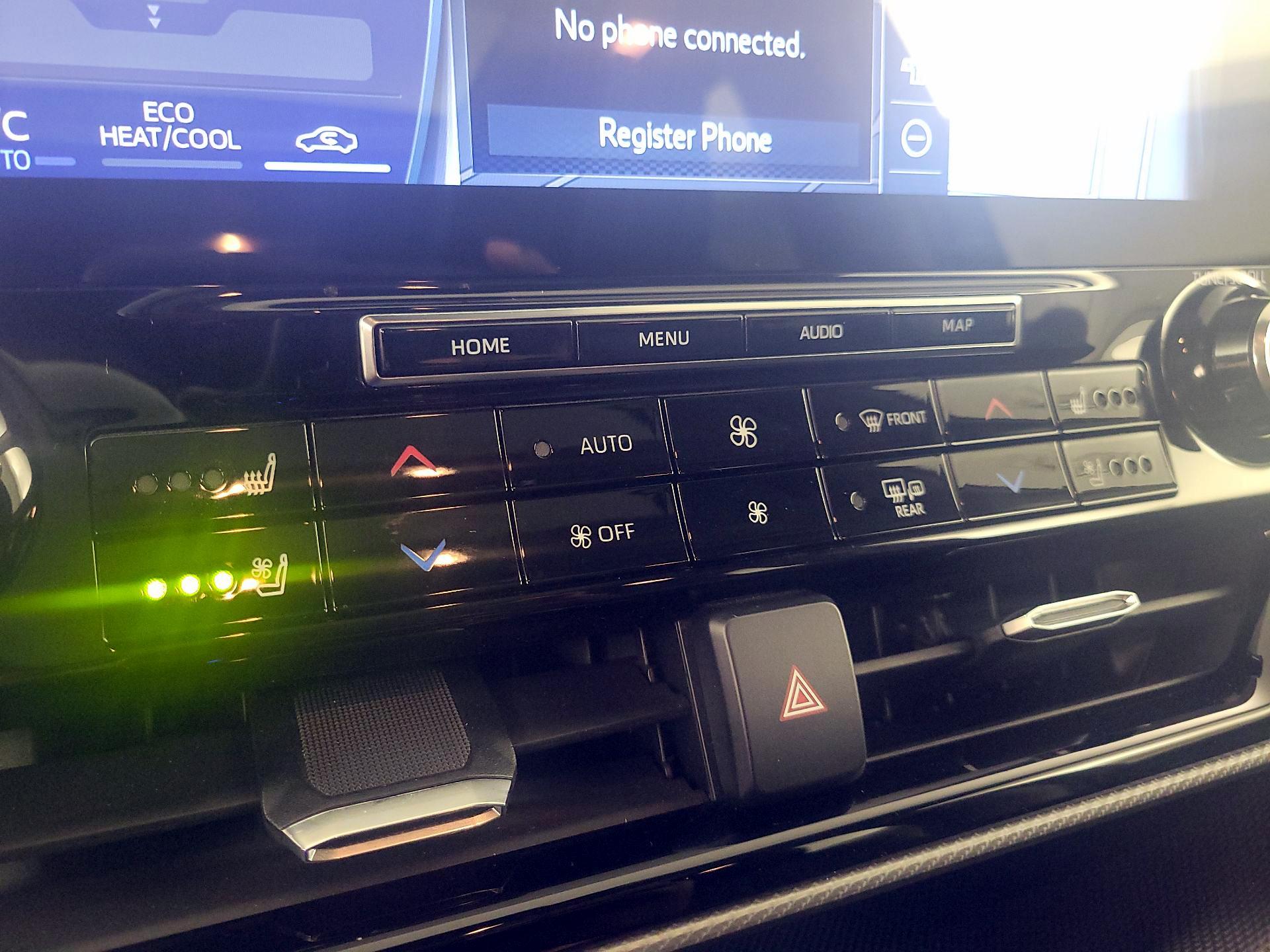 Thumbnail: 2021 Toyota Highlander - 17