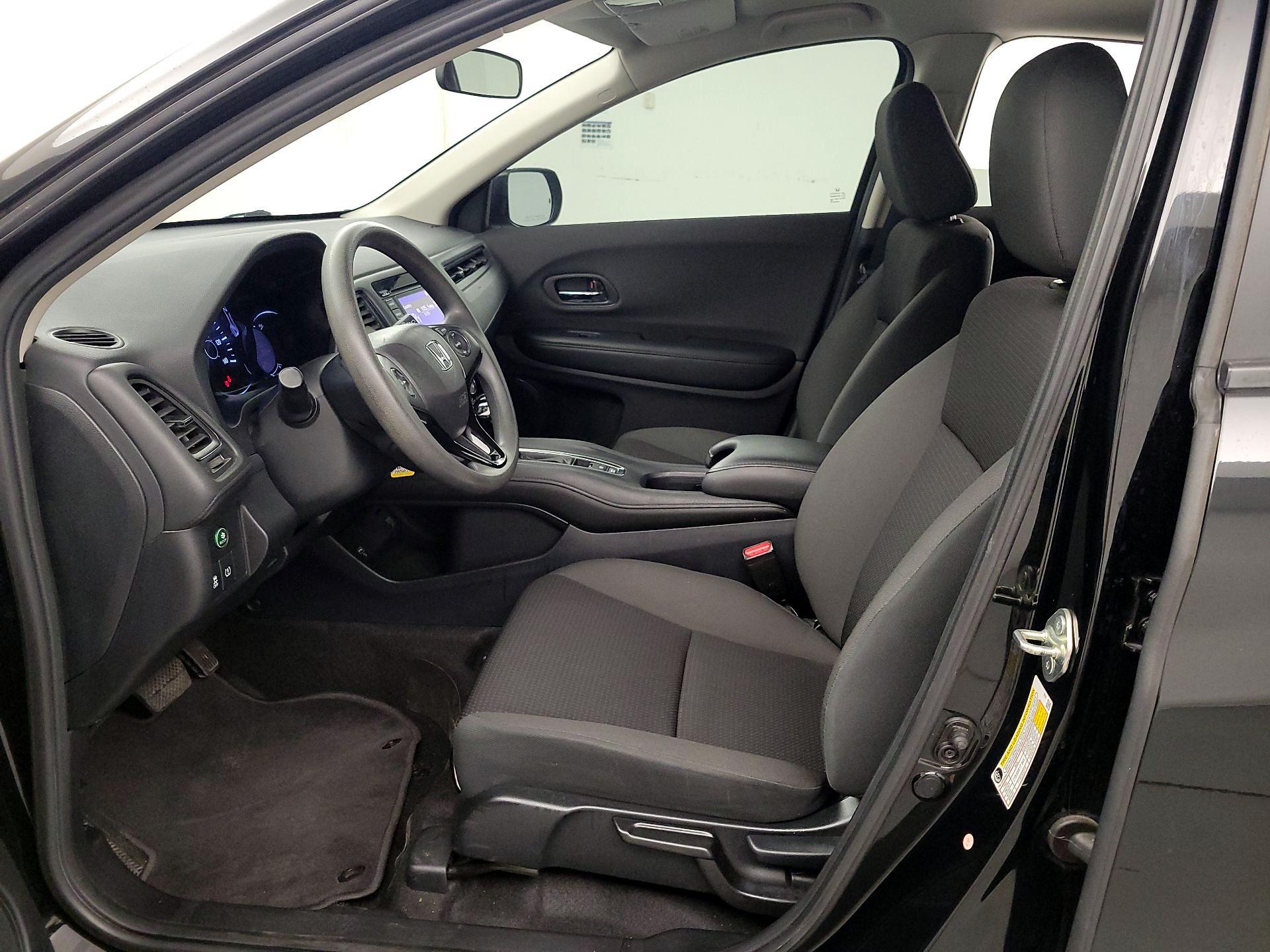 Thumbnail: 2019 Honda HR-V - 11