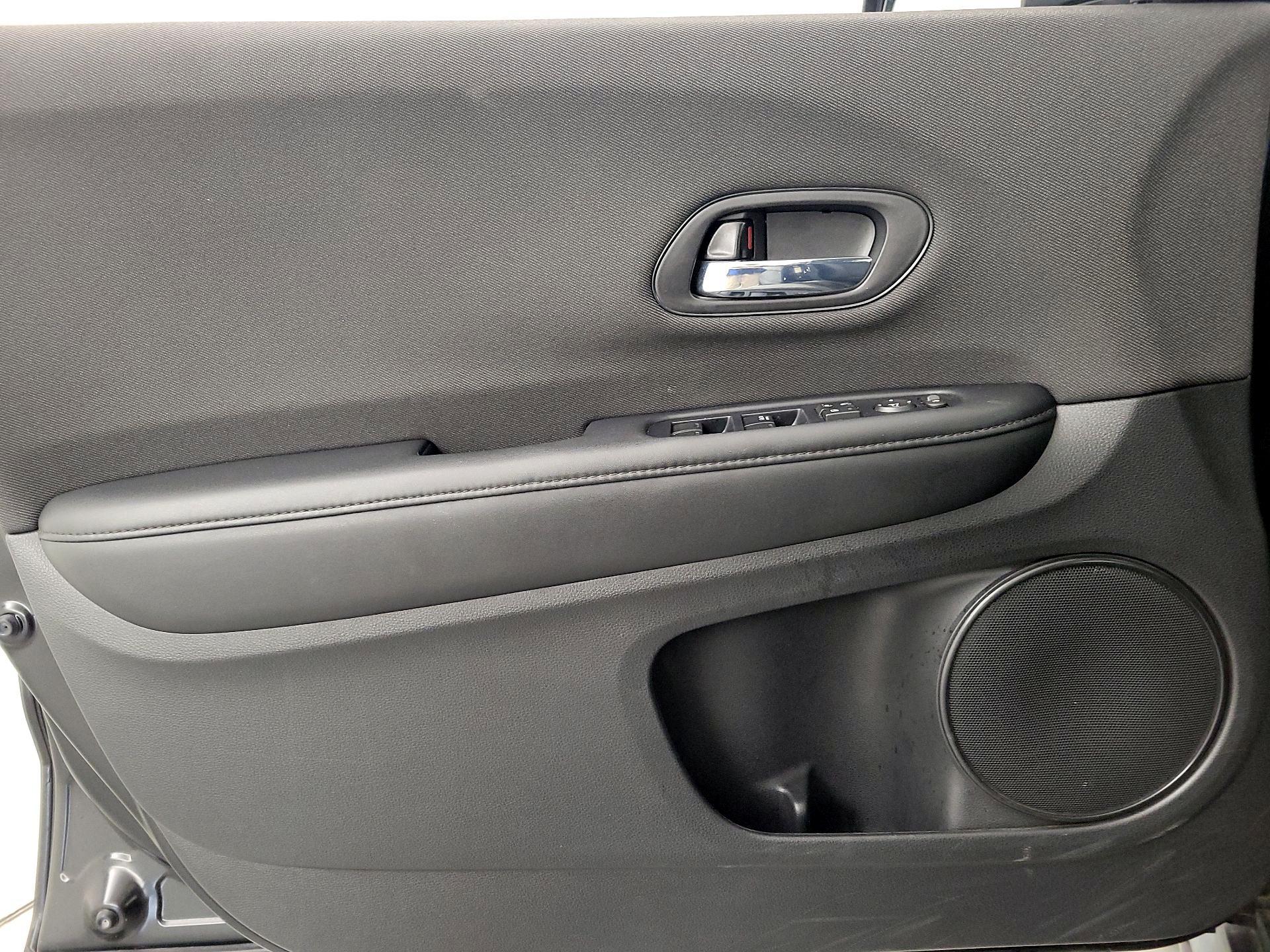 Thumbnail: 2019 Honda HR-V - 12