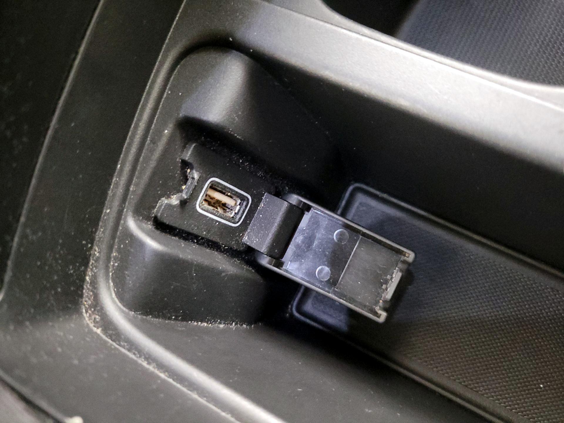 Thumbnail: 2021 Acura RDX - 19