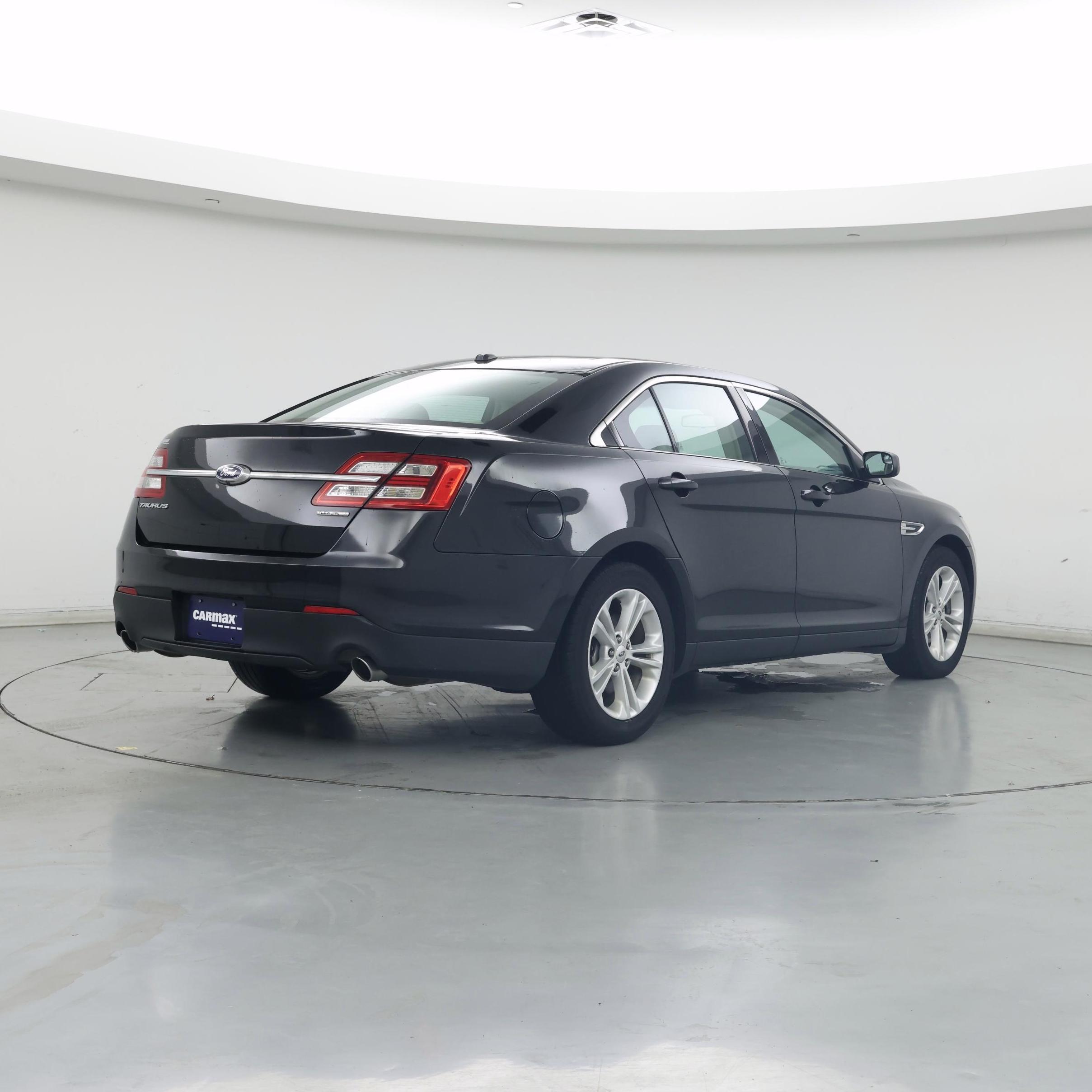 Thumbnail: 2015 Ford Taurus - 8