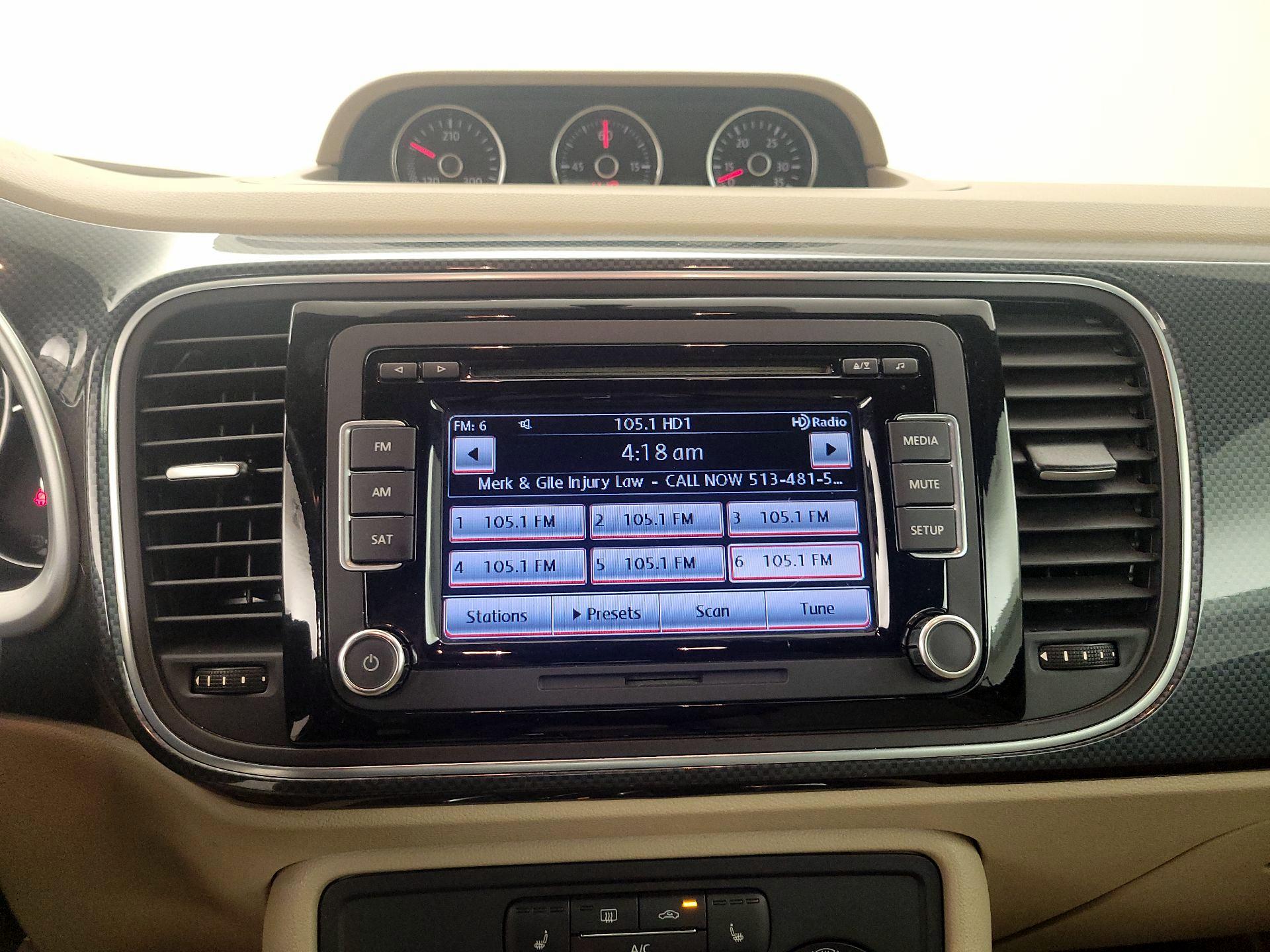 Thumbnail: 2014 Volkswagen Beetle - 14