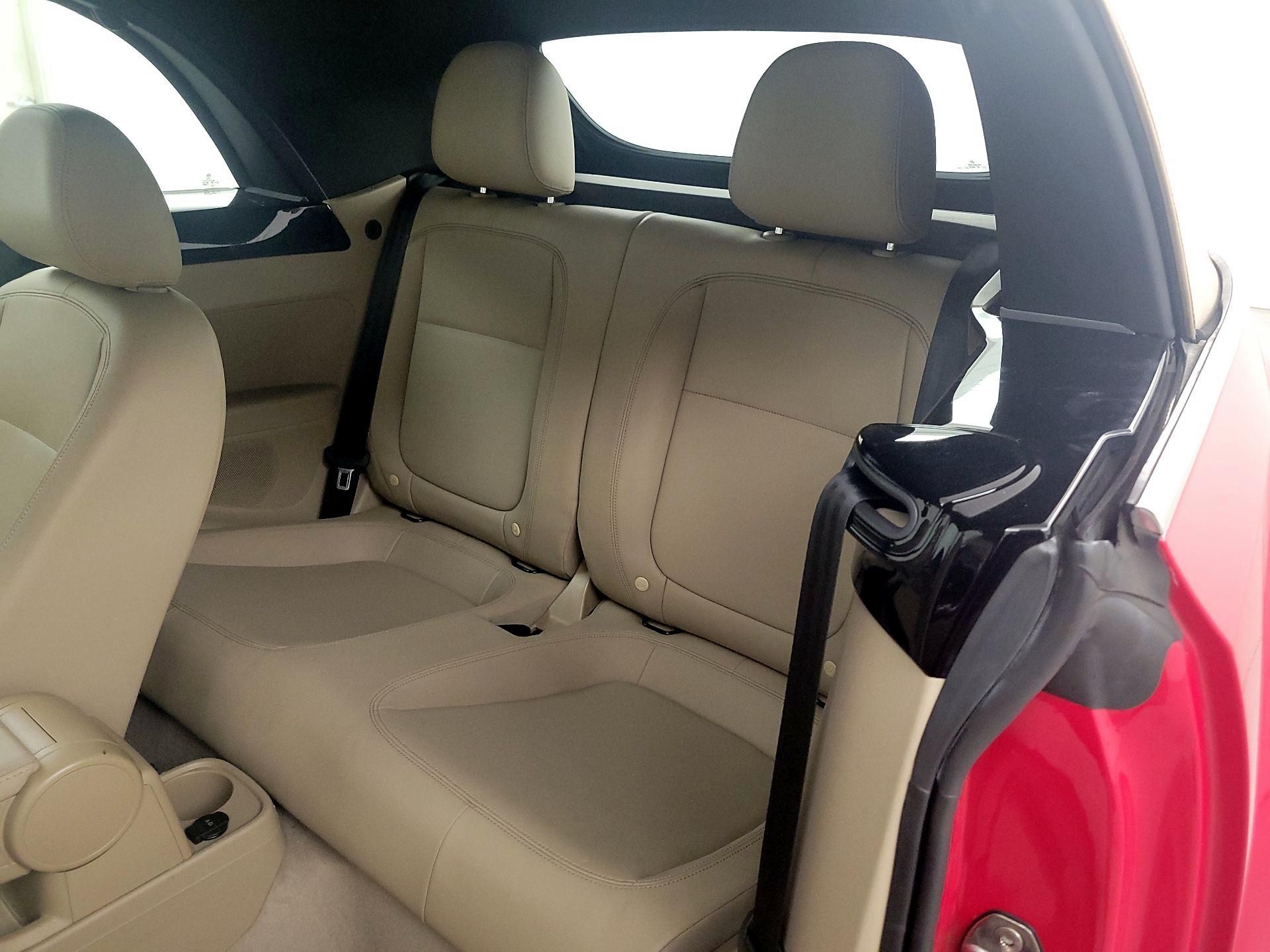 Thumbnail: 2014 Volkswagen Beetle - 18