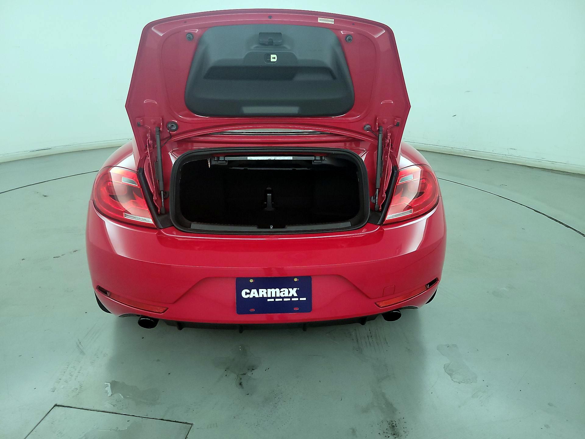 Thumbnail: 2014 Volkswagen Beetle - 19