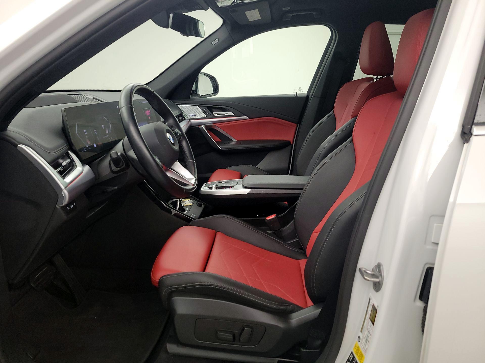 Thumbnail: 2023 BMW X1 - 11