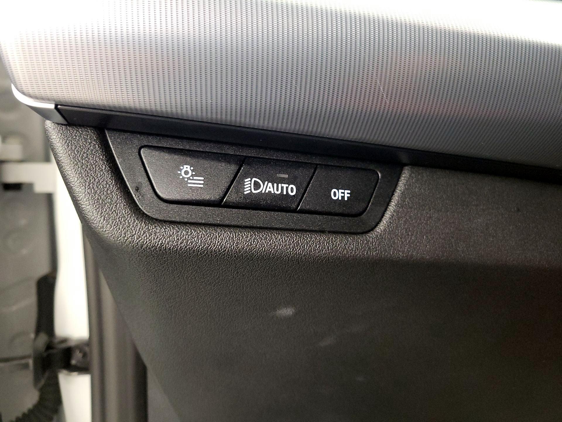 Thumbnail: 2023 BMW X1 - 13