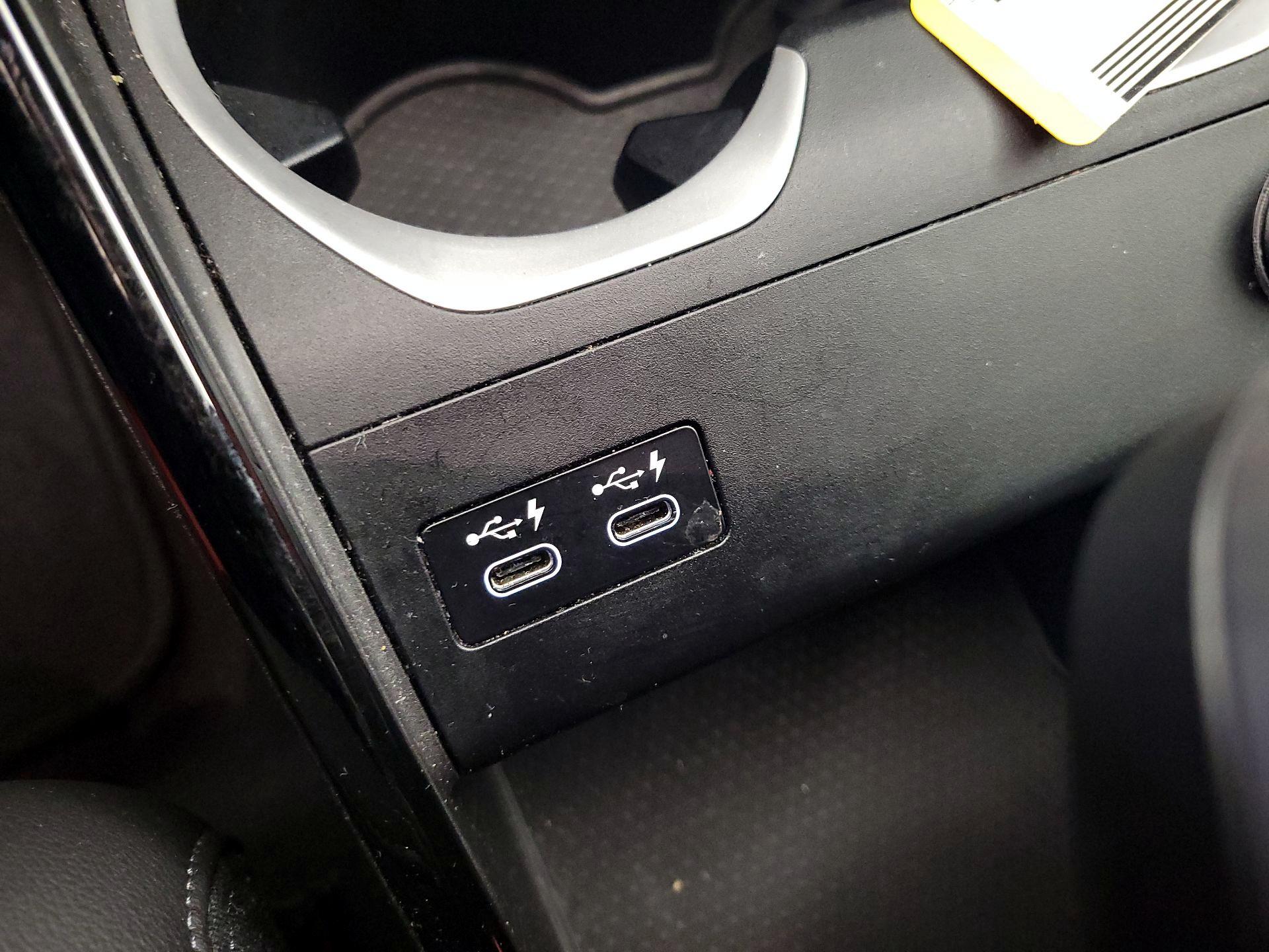 Thumbnail: 2023 BMW X1 - 19