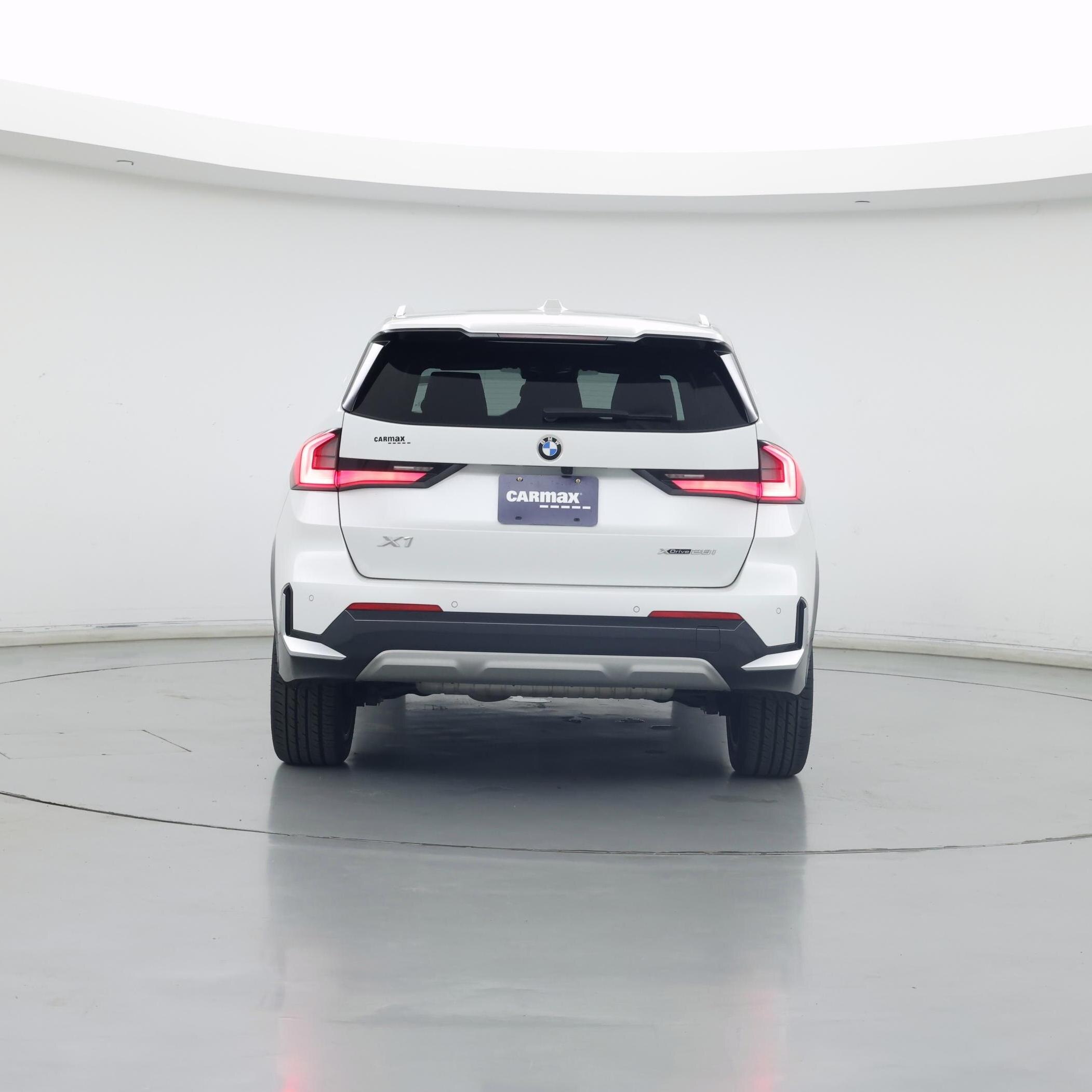 Thumbnail: 2023 BMW X1 - 6