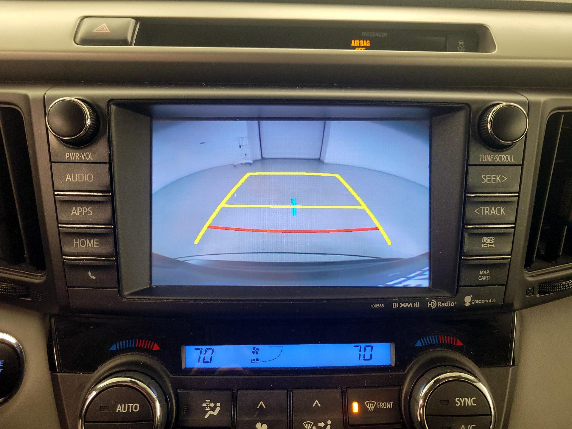 Thumbnail: 2016 Toyota RAV4 - 15