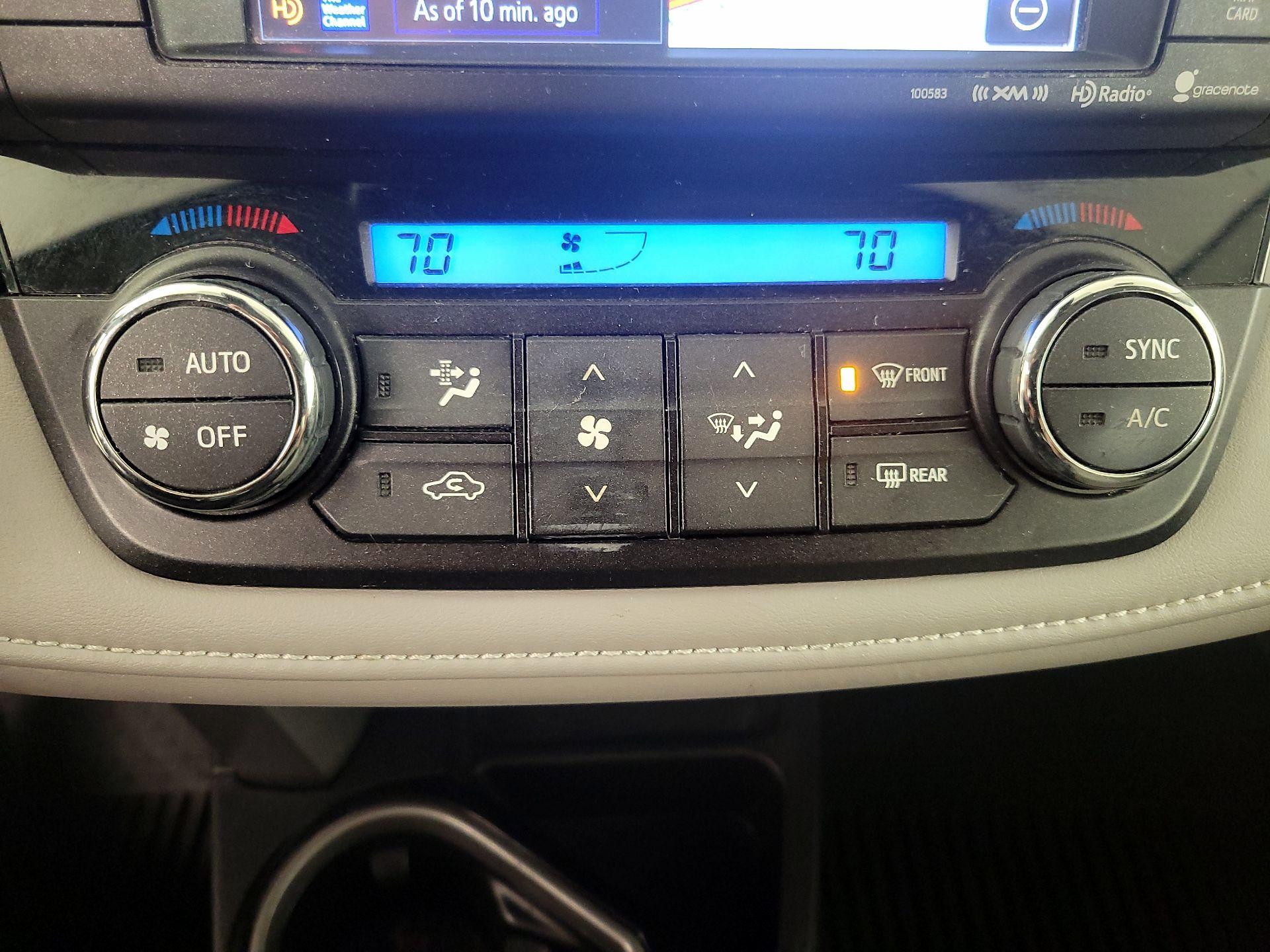 Thumbnail: 2016 Toyota RAV4 - 17