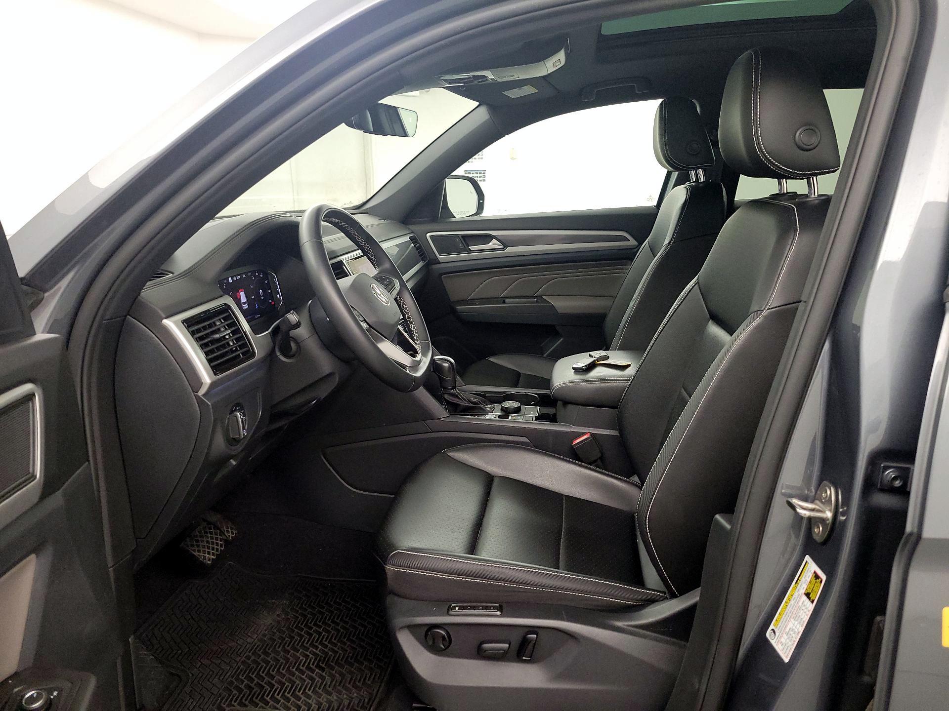 Thumbnail: 2022 Volkswagen Atlas - 11