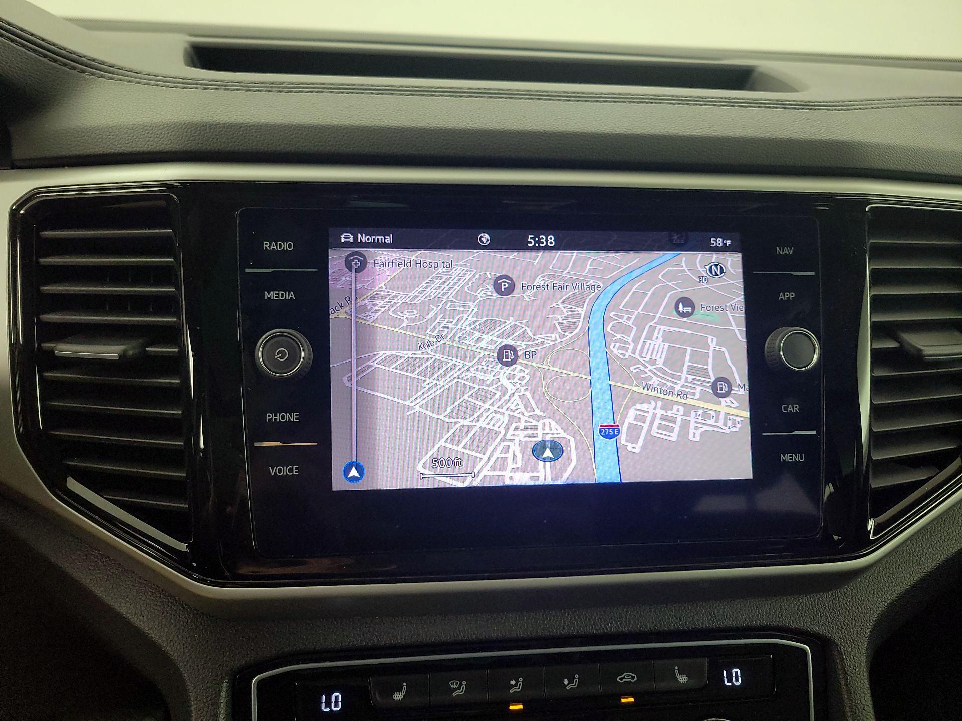 Thumbnail: 2022 Volkswagen Atlas - 14