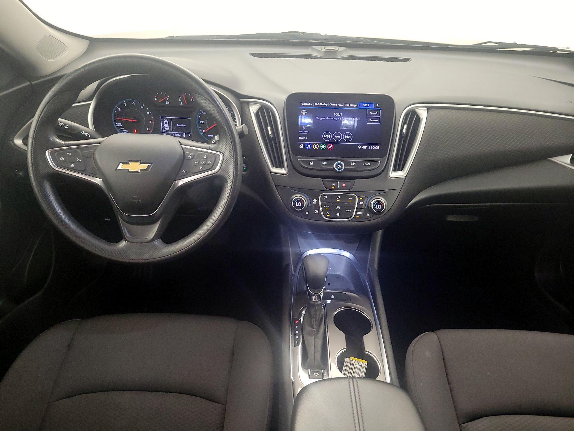 Thumbnail: 2022 Chevrolet Malibu - 9