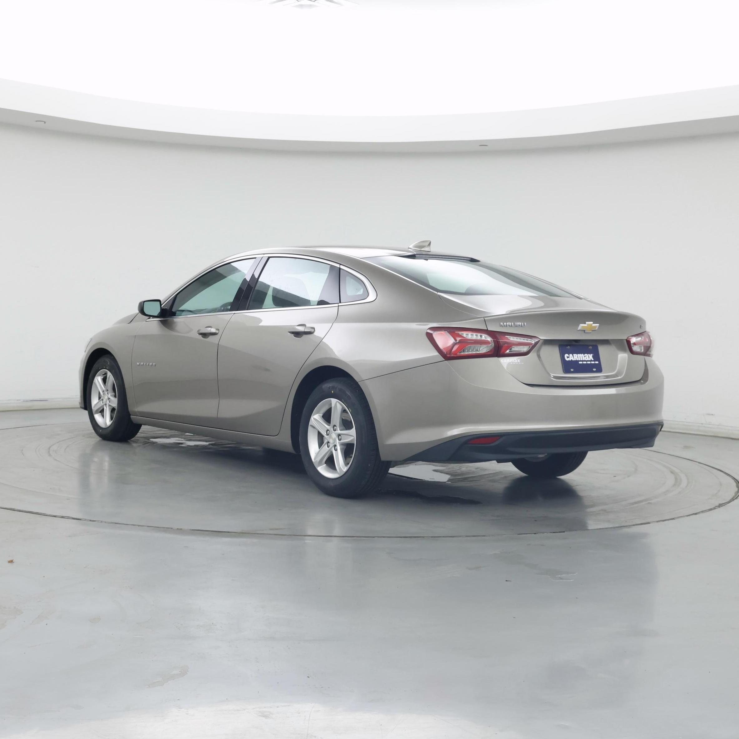 Thumbnail: 2022 Chevrolet Malibu - 2