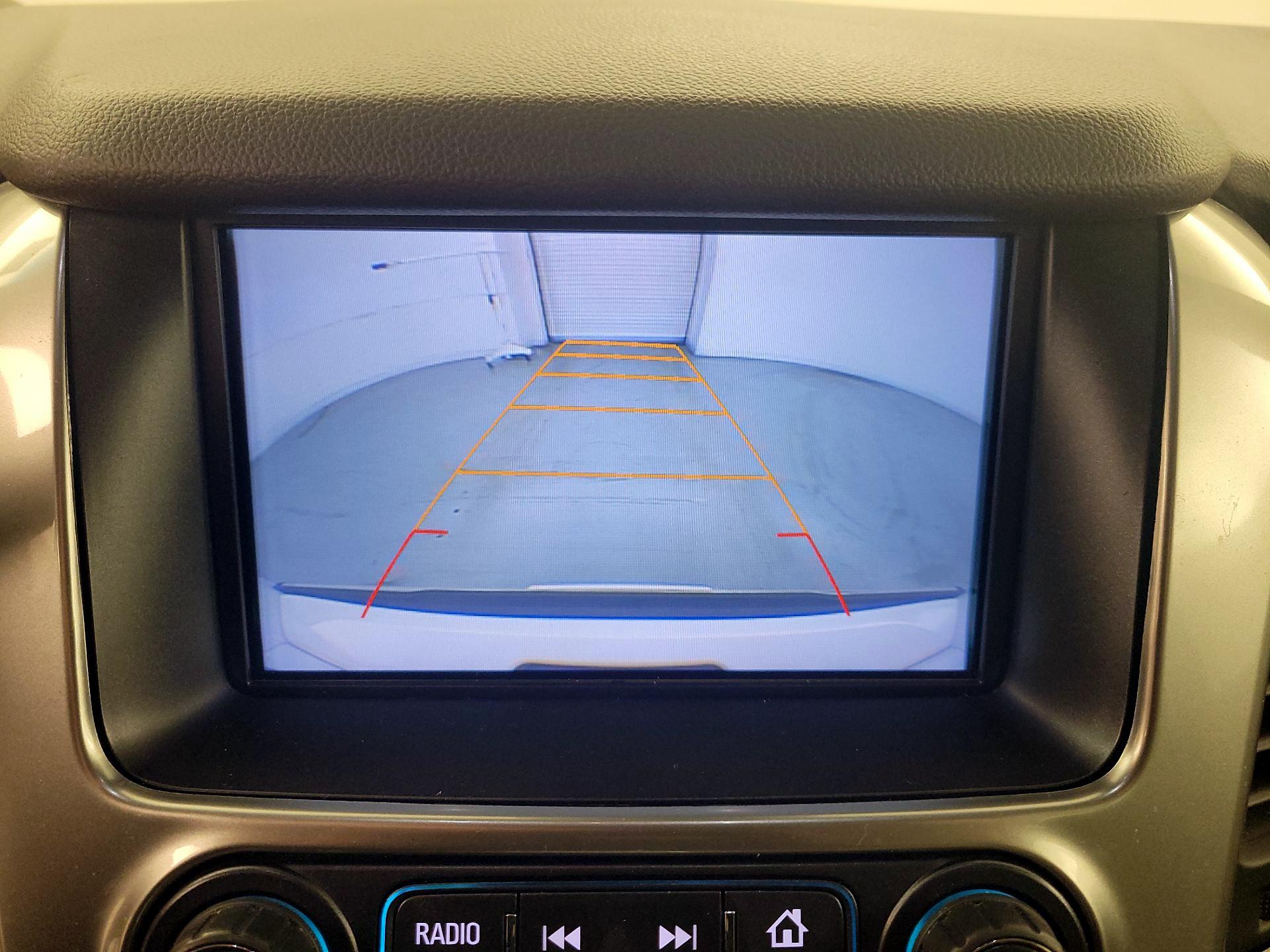 Thumbnail: 2017 Chevrolet Suburban - 15