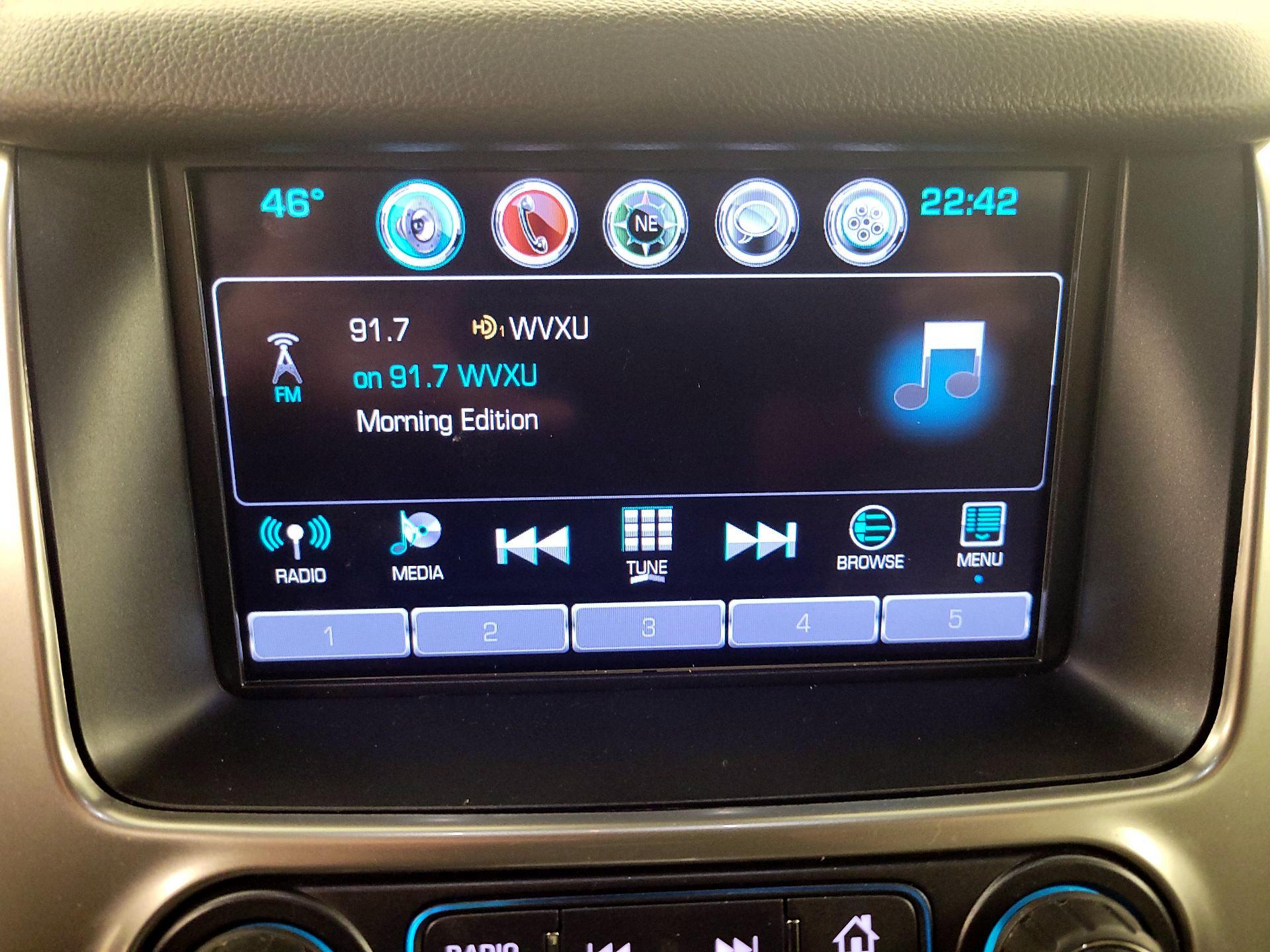 Thumbnail: 2017 Chevrolet Suburban - 16