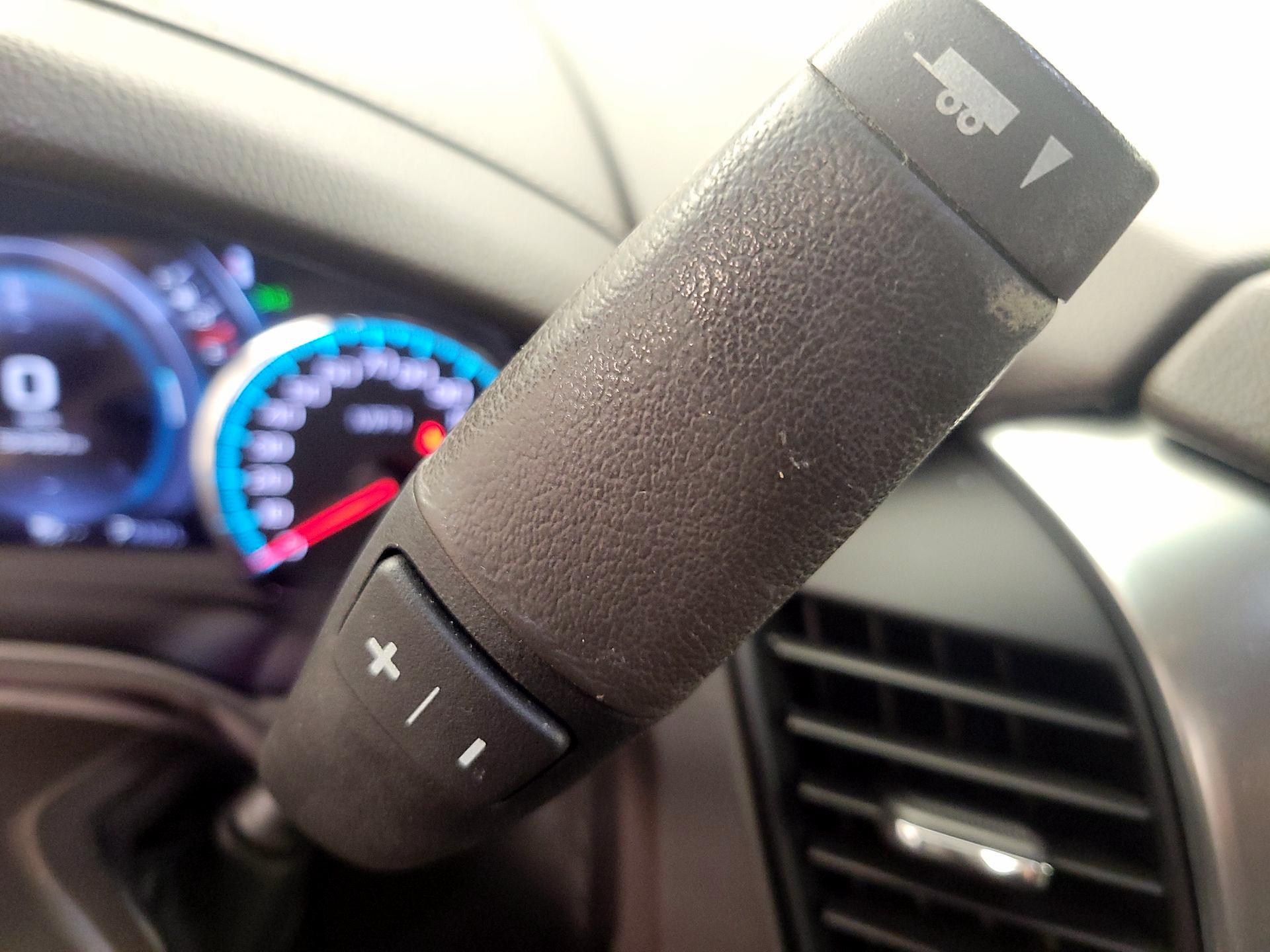 Thumbnail: 2017 Chevrolet Suburban - 18