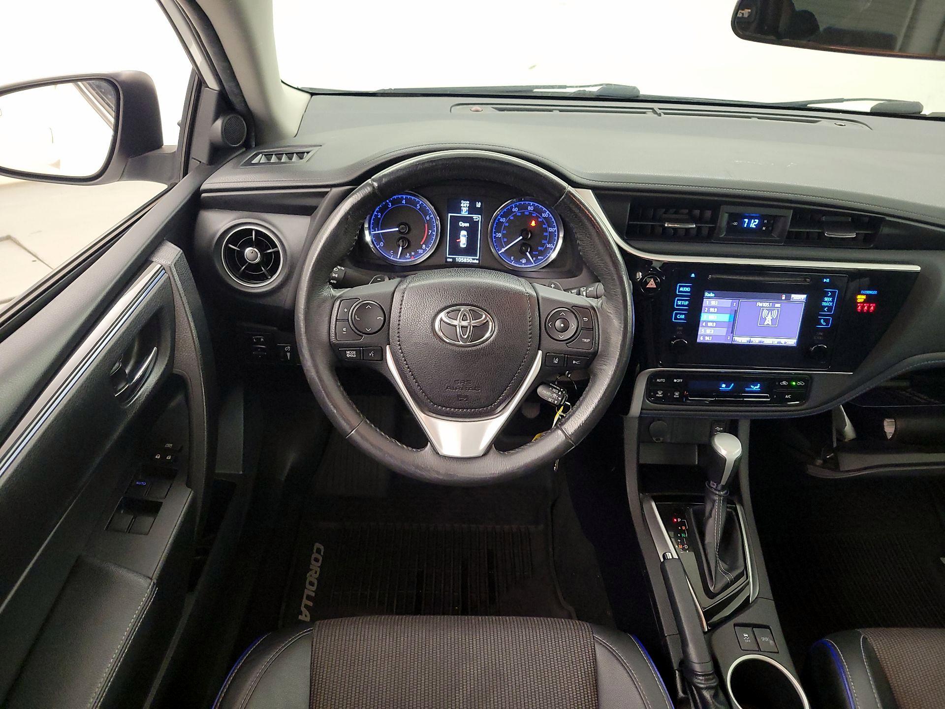 Thumbnail: 2018 Toyota Corolla - 10