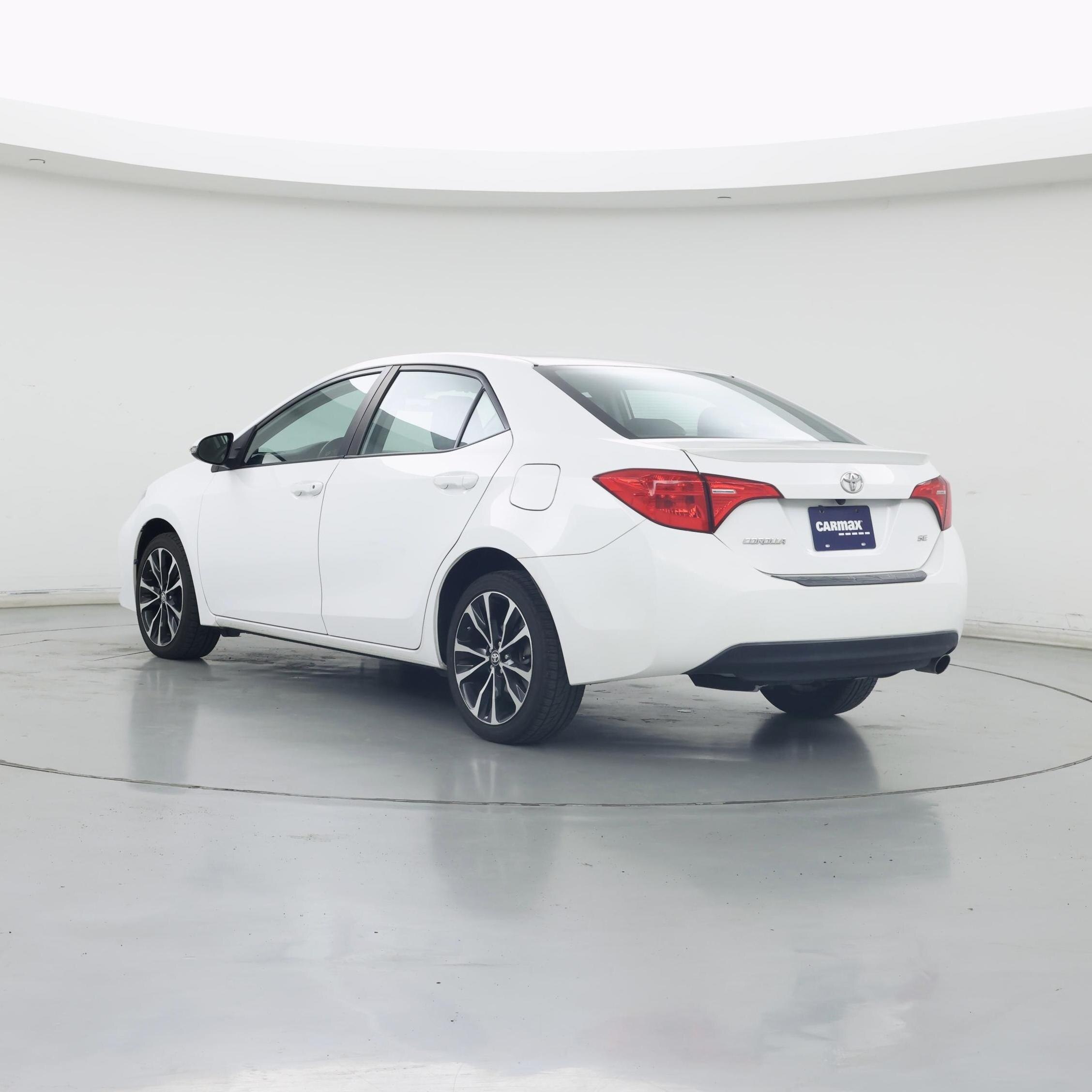 Thumbnail: 2018 Toyota Corolla - 2