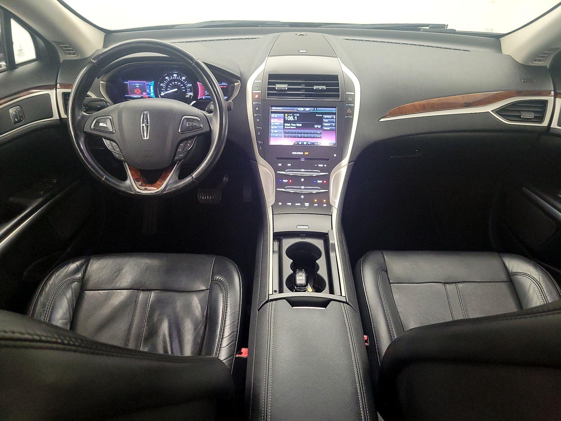 Thumbnail: 2016 Lincoln MKZ - 9