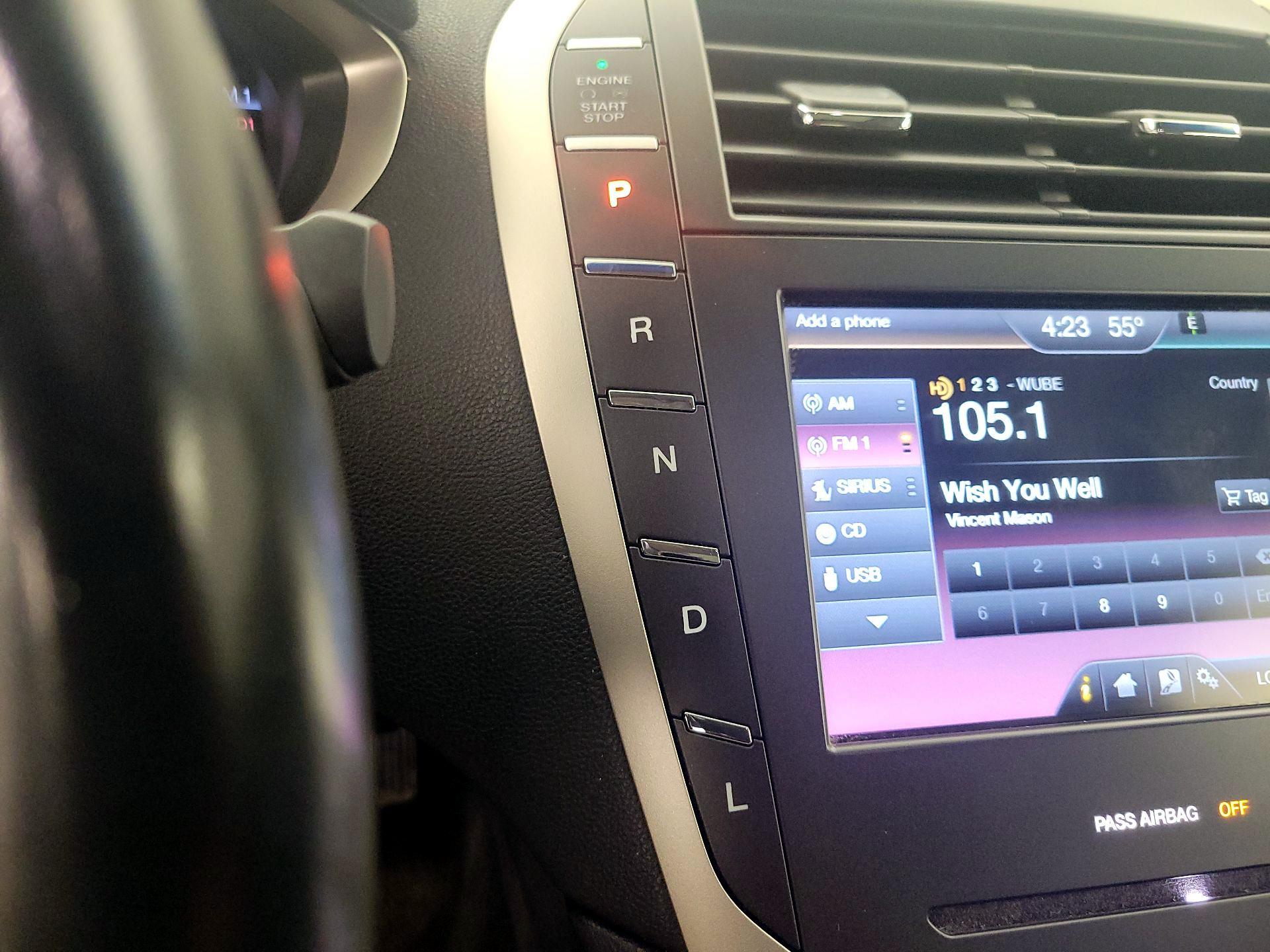 Thumbnail: 2016 Lincoln MKZ - 18