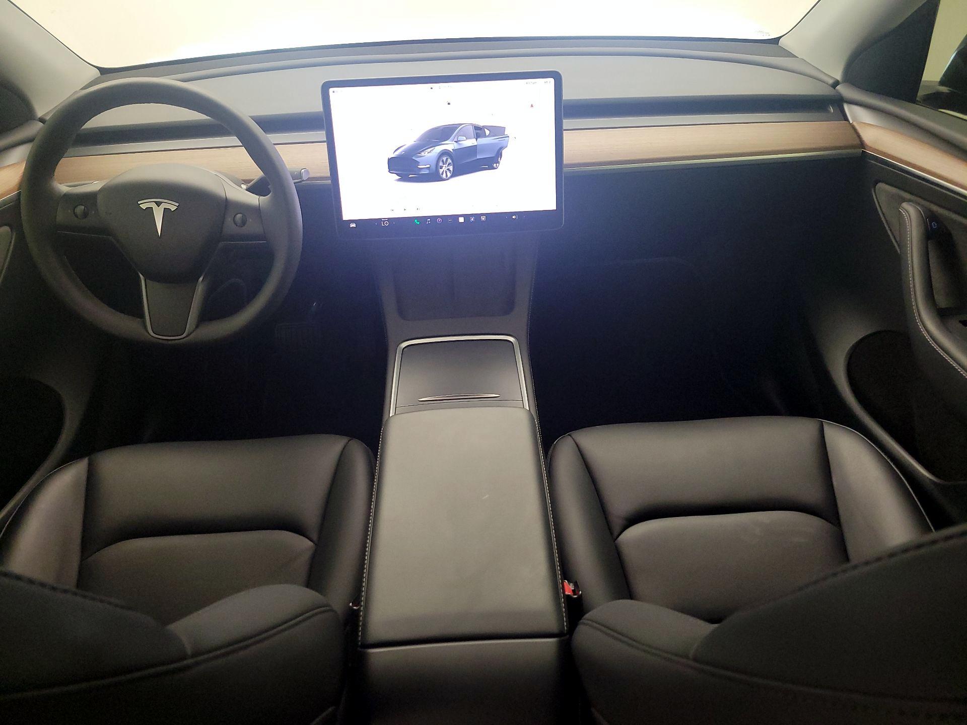 Thumbnail: 2024 Tesla Model Y - 9