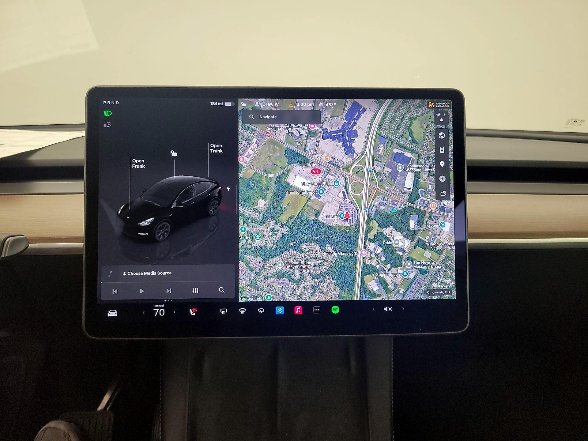 Thumbnail: 2025 Tesla Model Y - 14