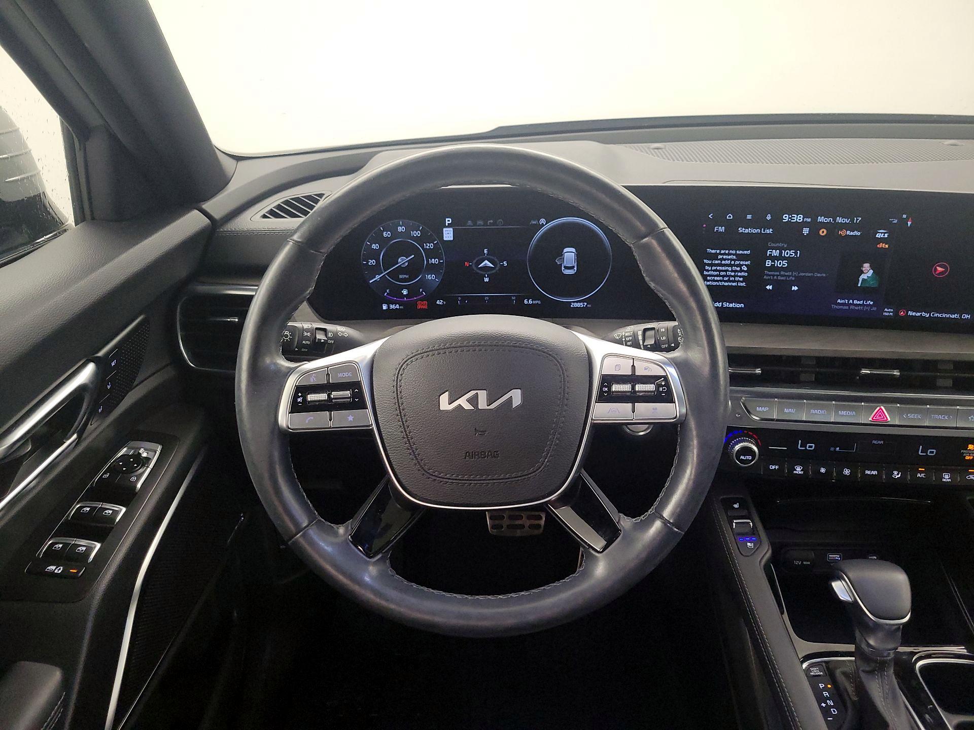 Thumbnail: 2023 Kia Telluride - 10