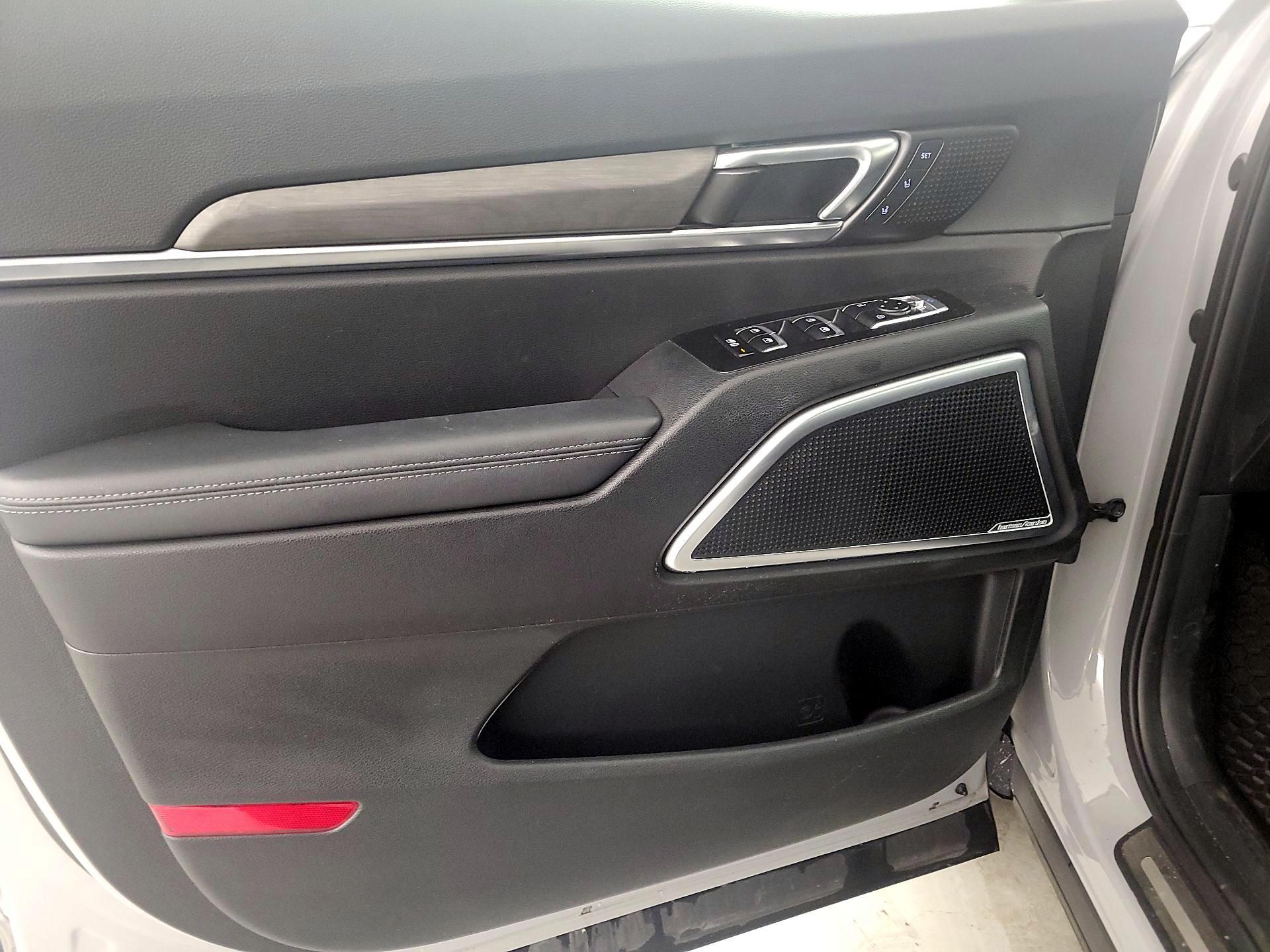 Thumbnail: 2023 Kia Telluride - 12