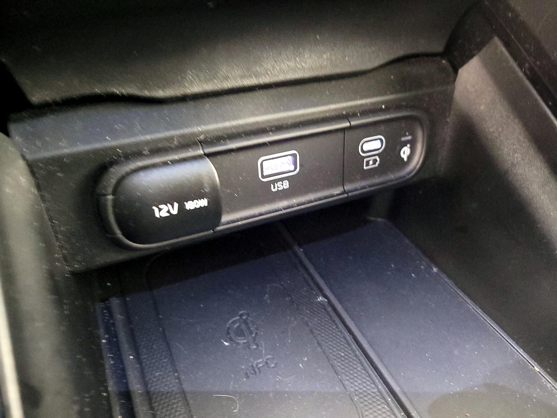 Thumbnail: 2023 Kia Telluride - 19