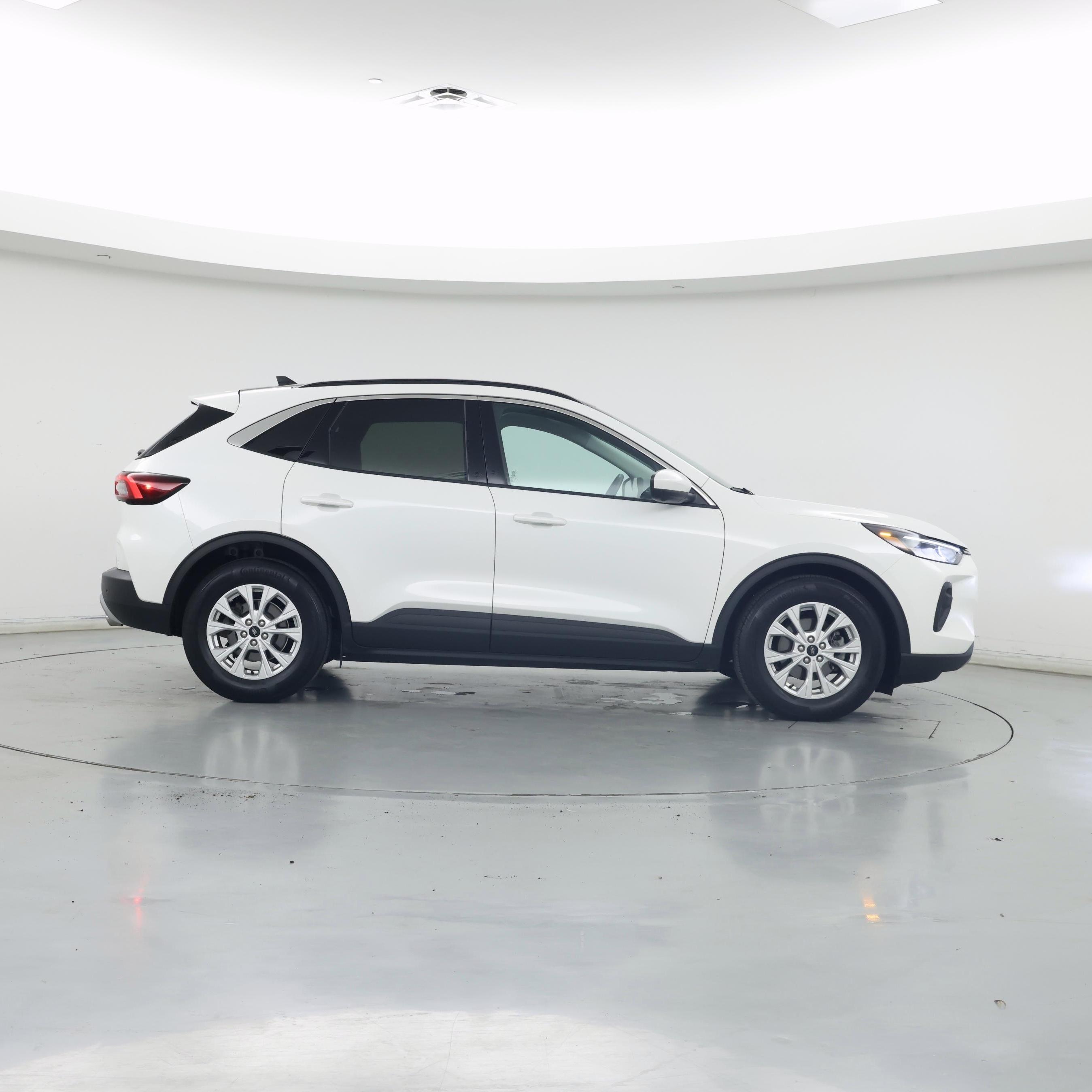 Thumbnail: 2023 Ford Escape - 7