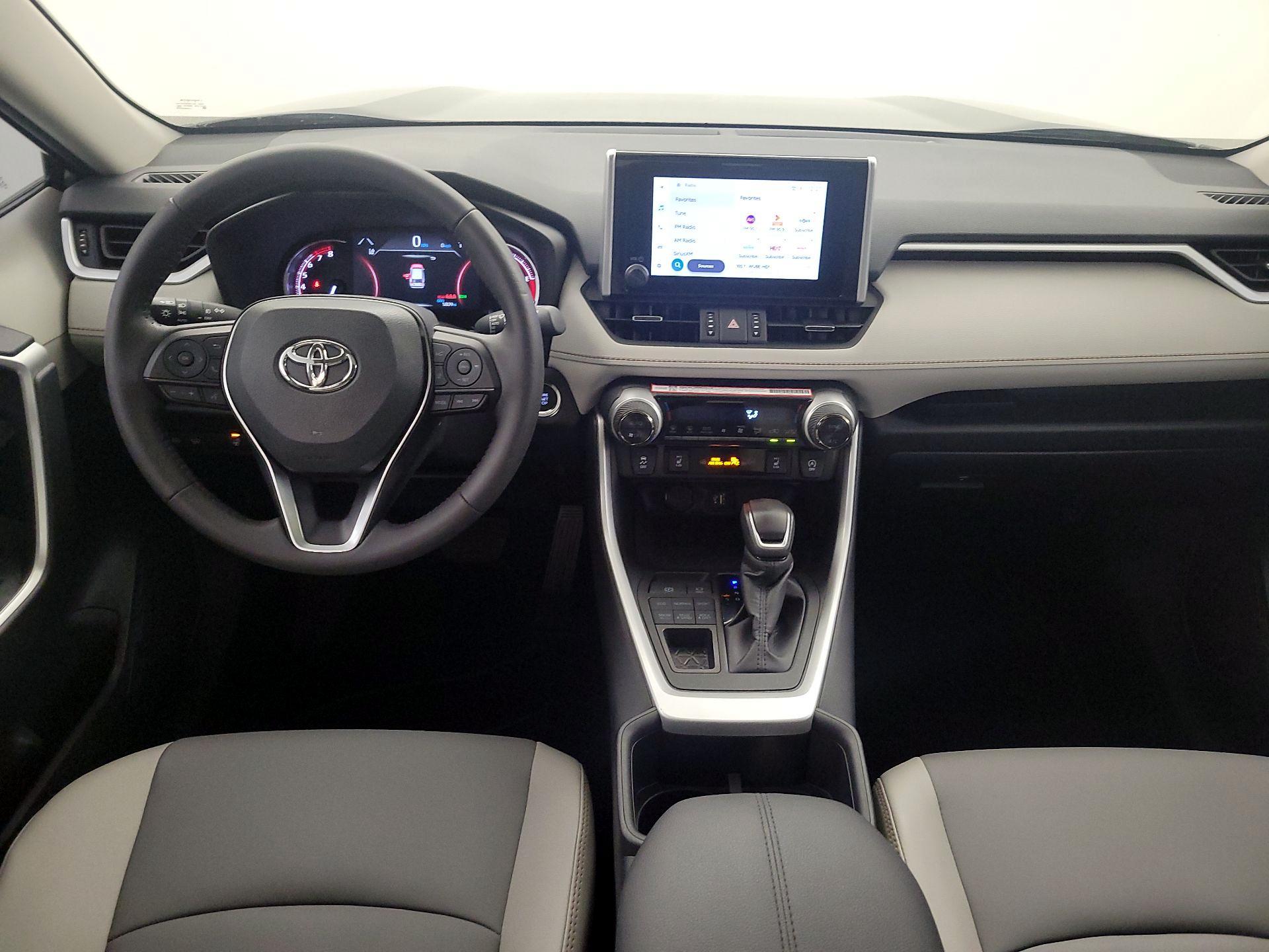 Thumbnail: 2025 Toyota RAV4 - 9