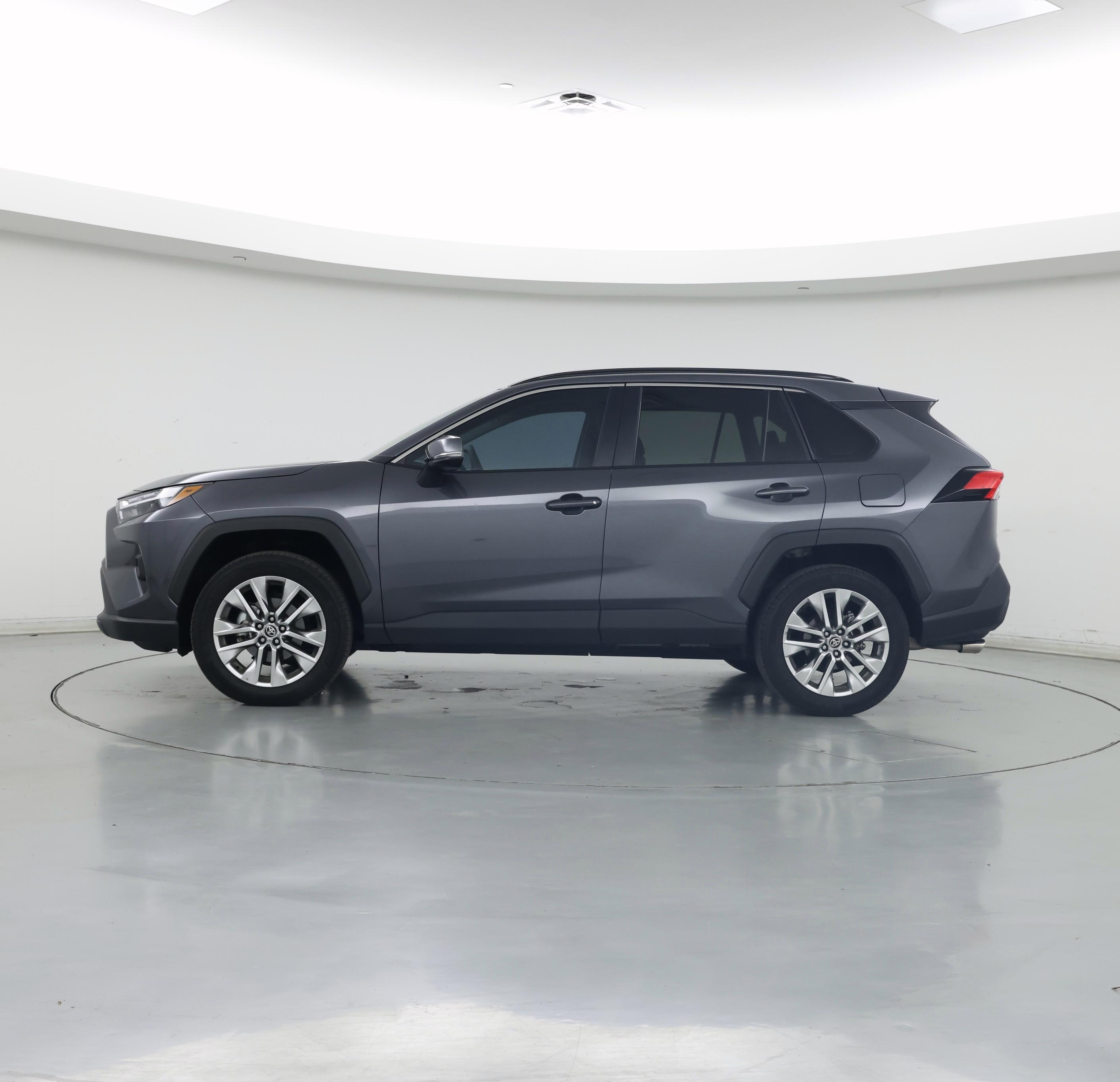 Thumbnail: 2025 Toyota RAV4 - 3