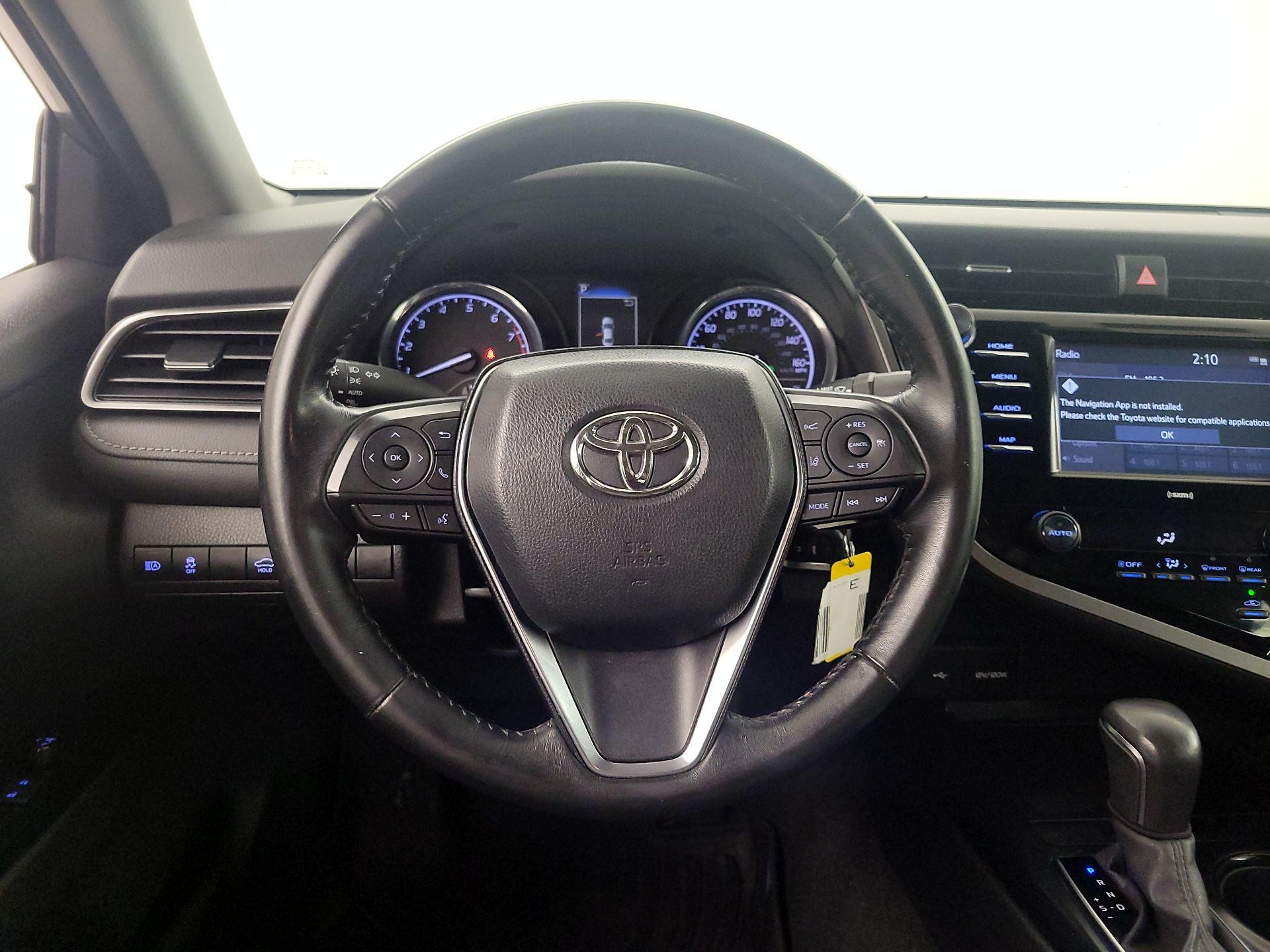 Thumbnail: 2020 Toyota Camry - 10