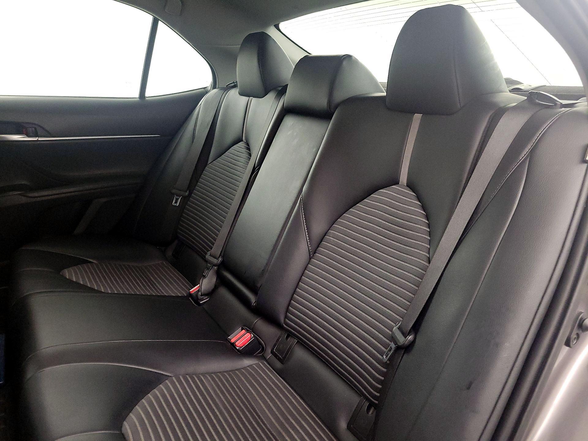 Thumbnail: 2020 Toyota Camry - 20