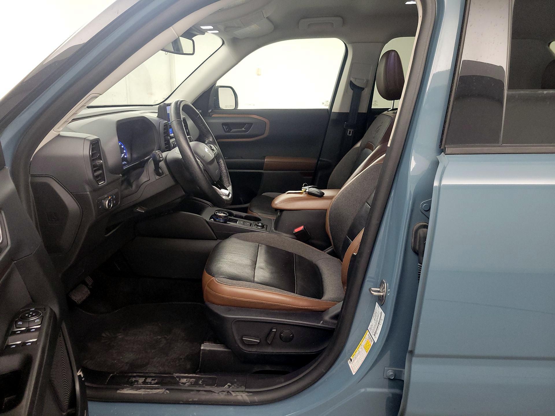 Thumbnail: 2021 Ford Bronco Sport - 11