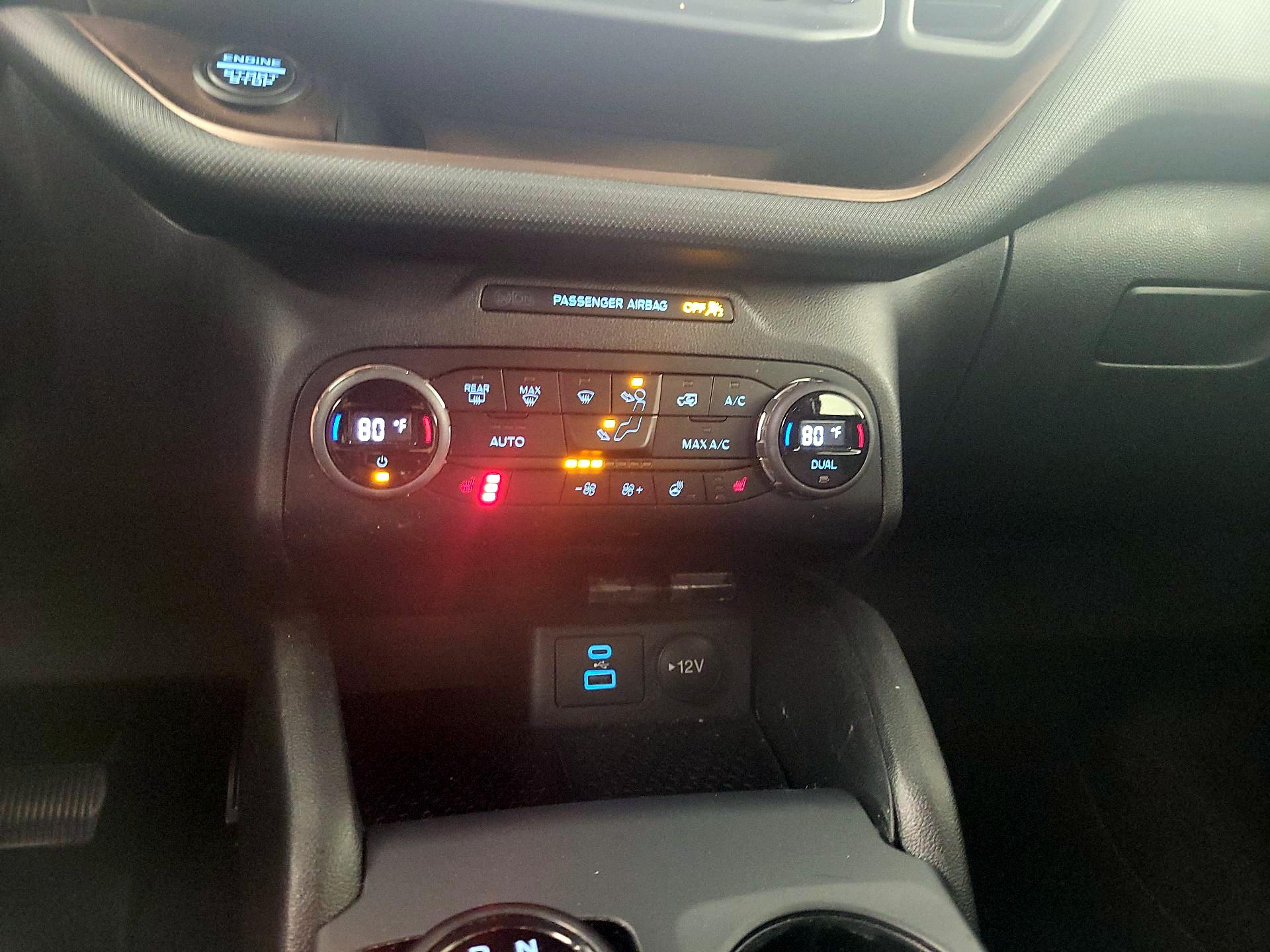 Thumbnail: 2021 Ford Bronco Sport - 16