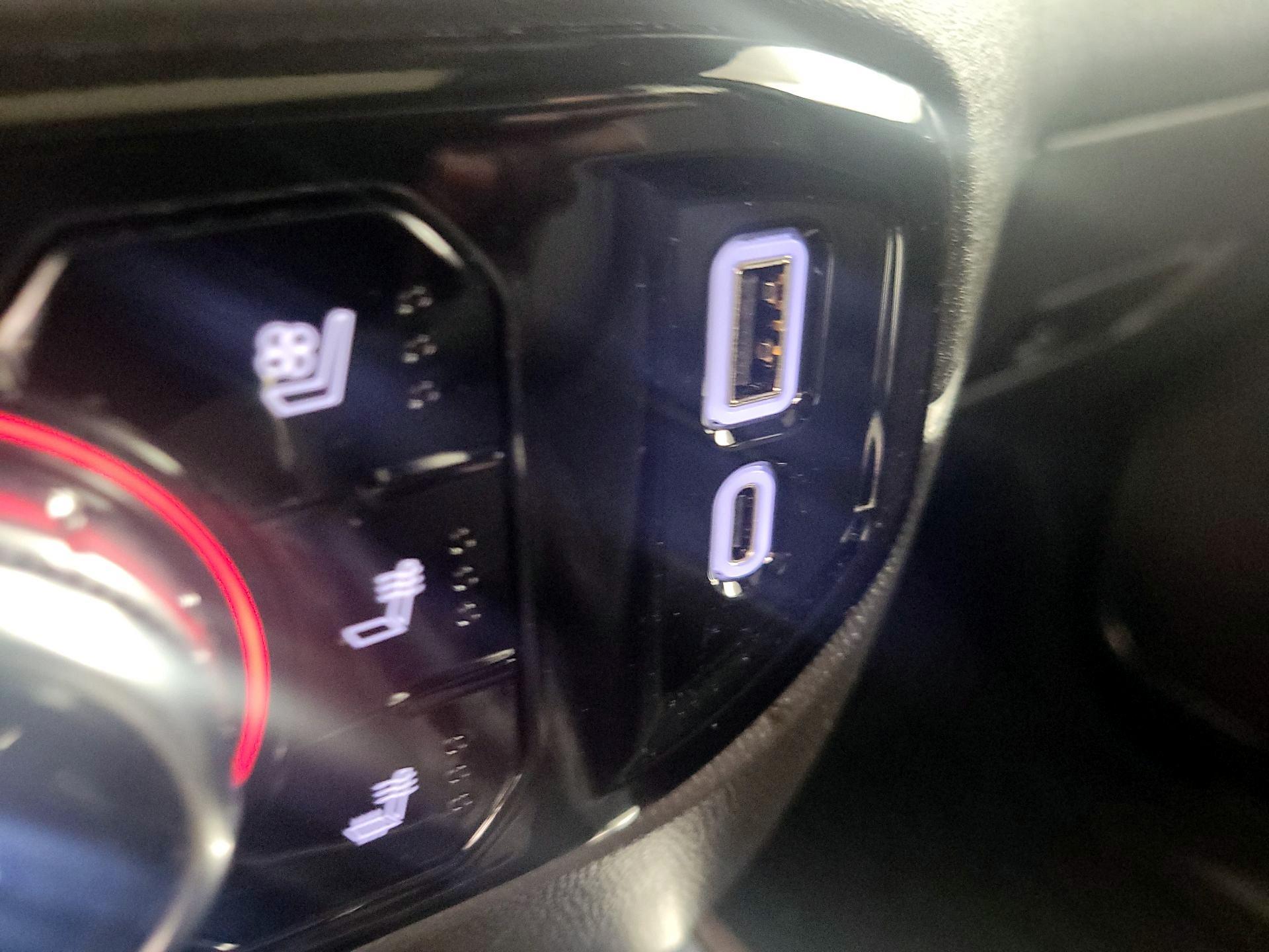 Thumbnail: 2025 GMC Sierra 1500 - 19