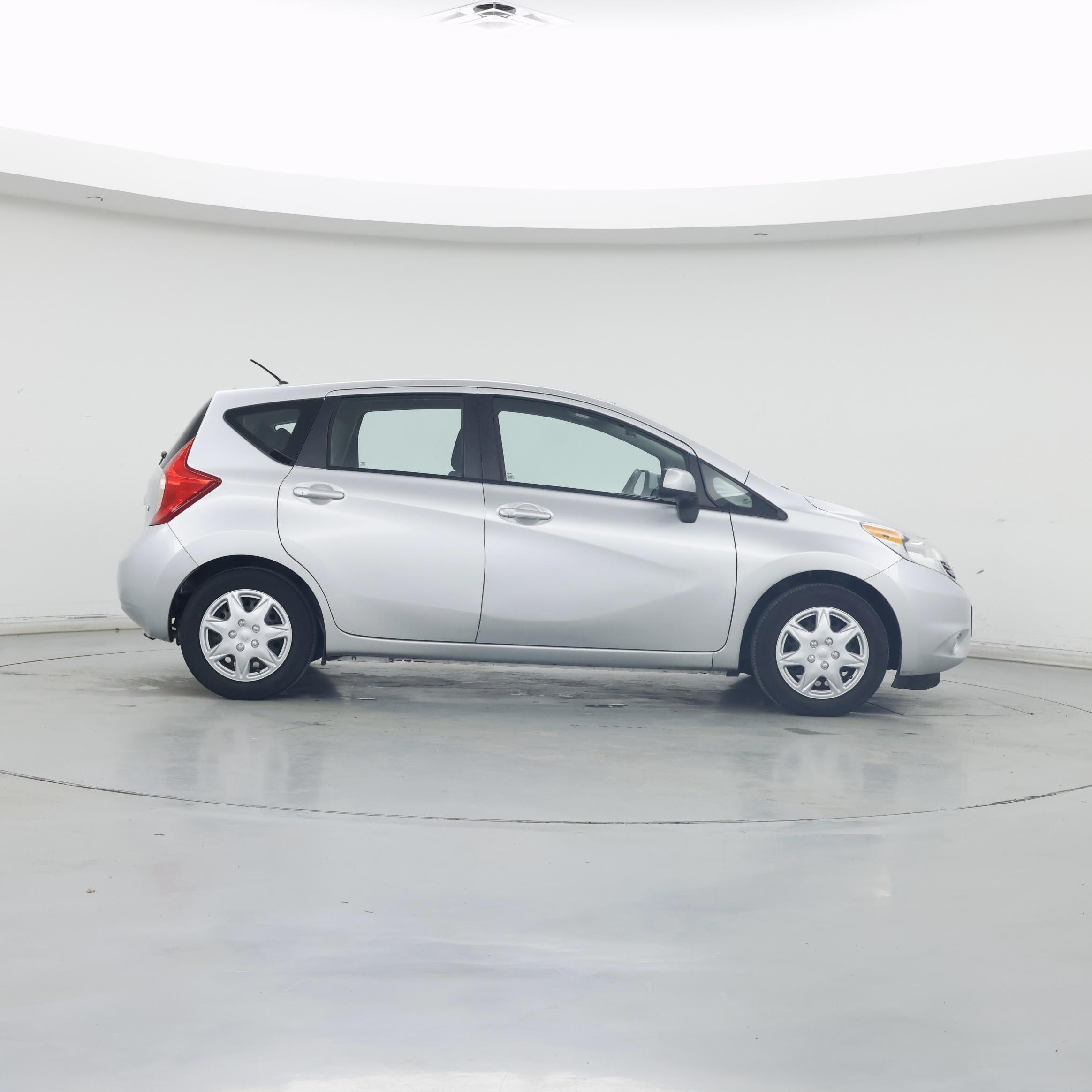 Thumbnail: 2014 Nissan Versa Note - 7