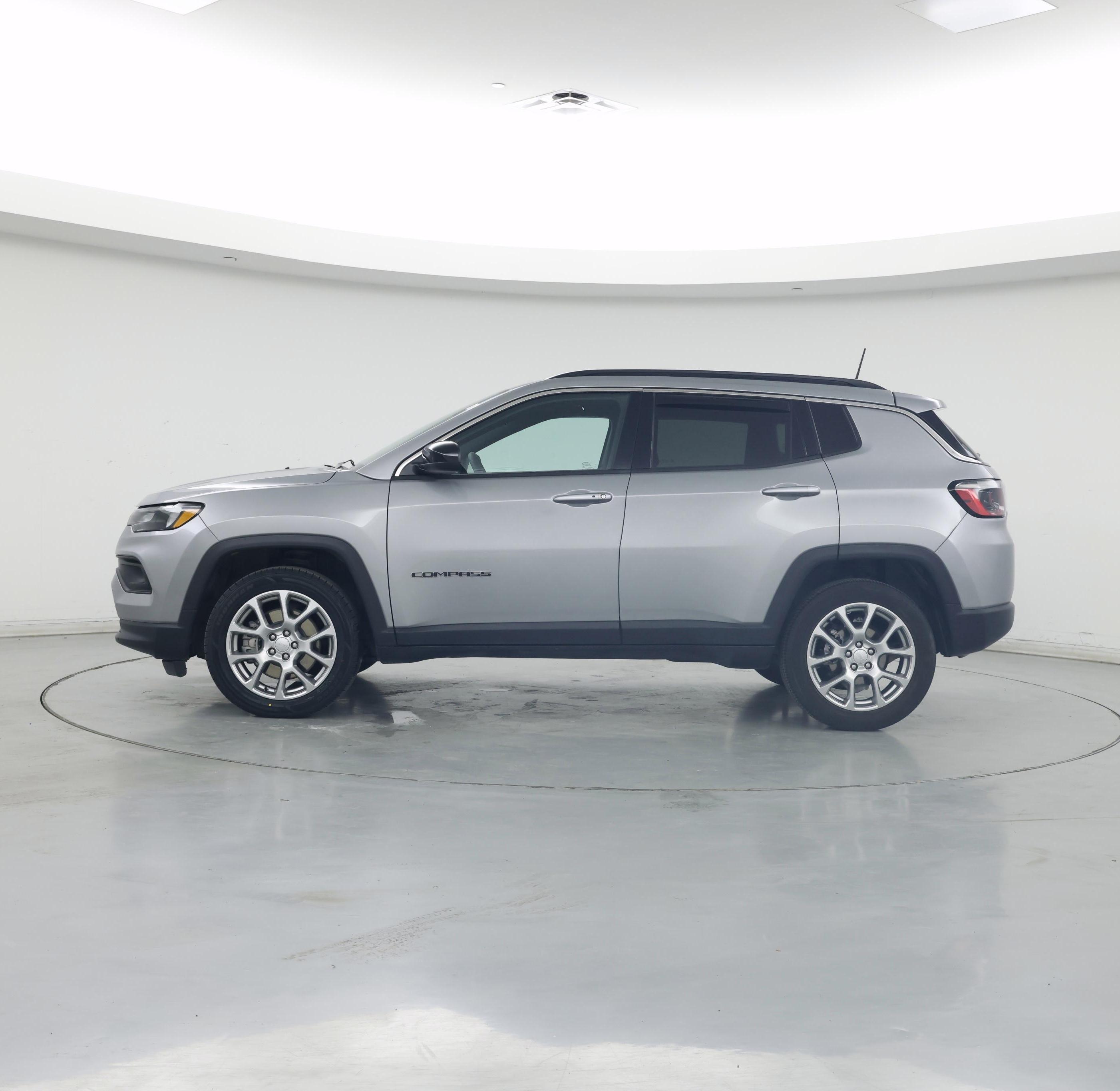 Thumbnail: 2023 Jeep Compass - 3