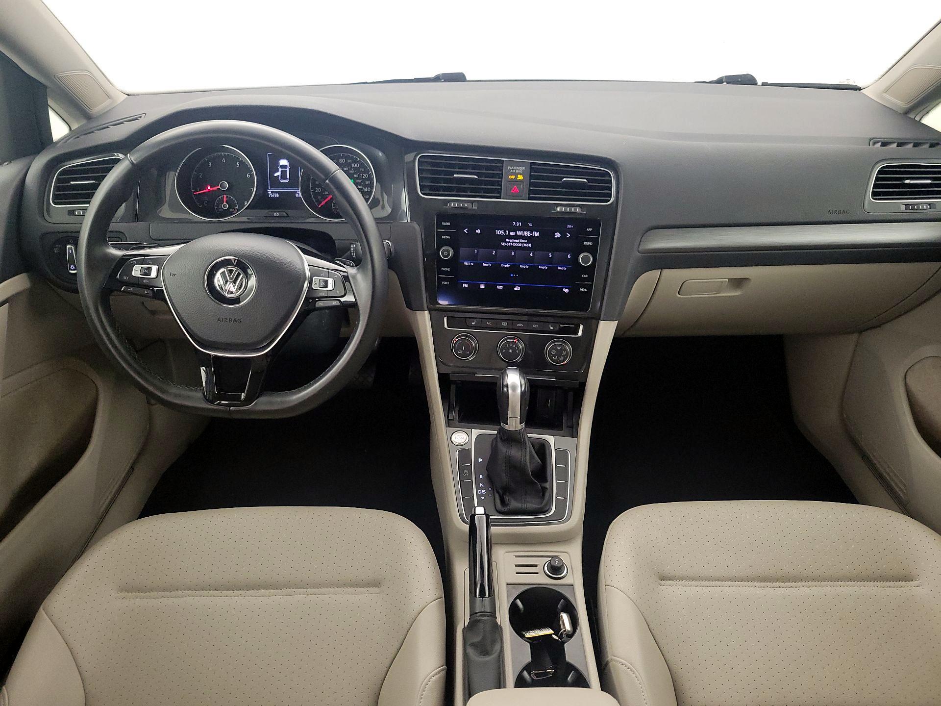 Thumbnail: 2019 Volkswagen Golf - 9