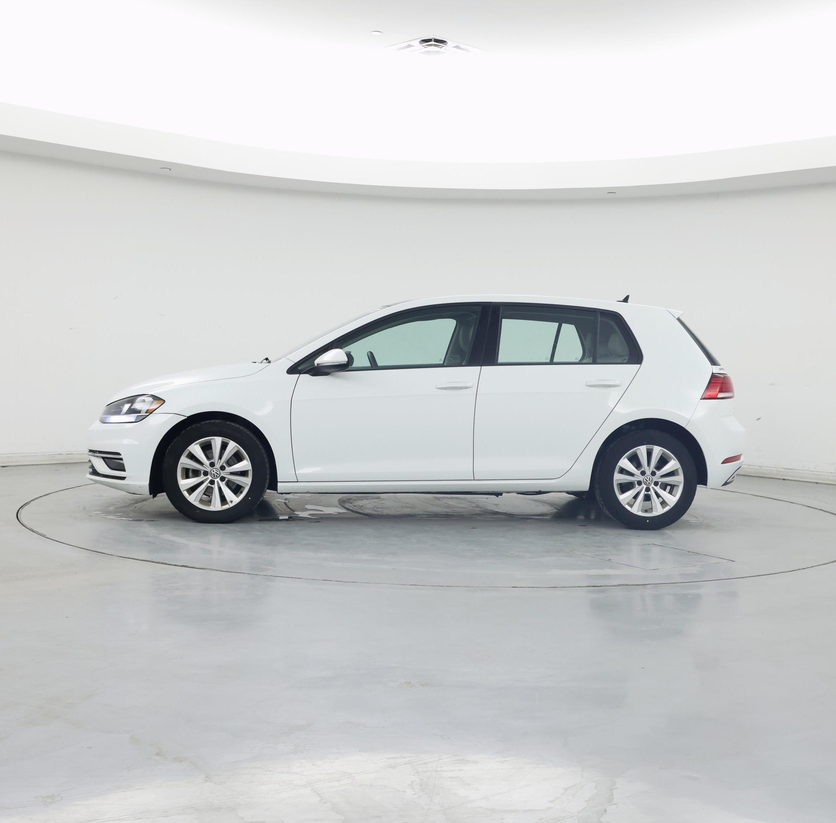 Thumbnail: 2019 Volkswagen Golf - 3