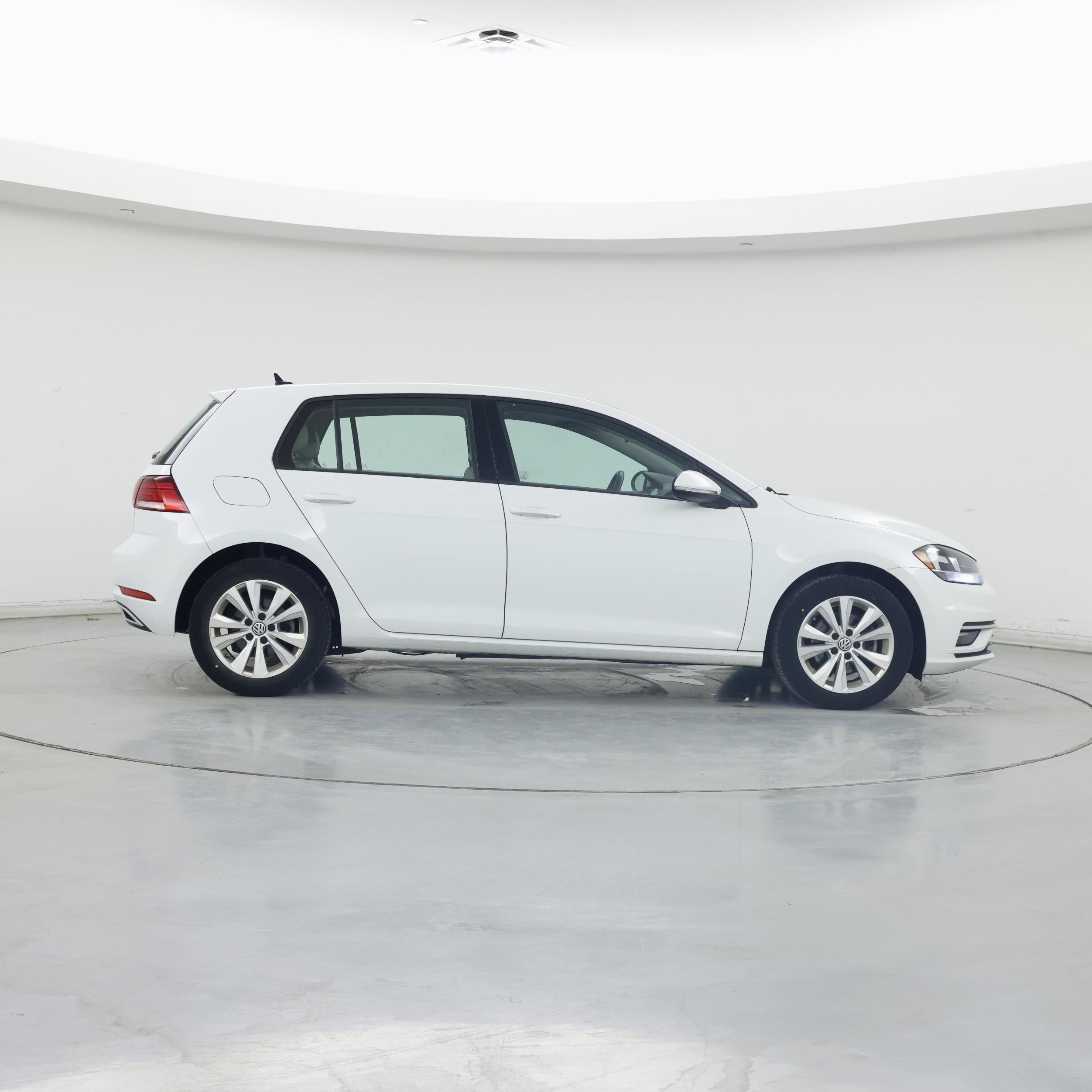 Thumbnail: 2019 Volkswagen Golf - 7