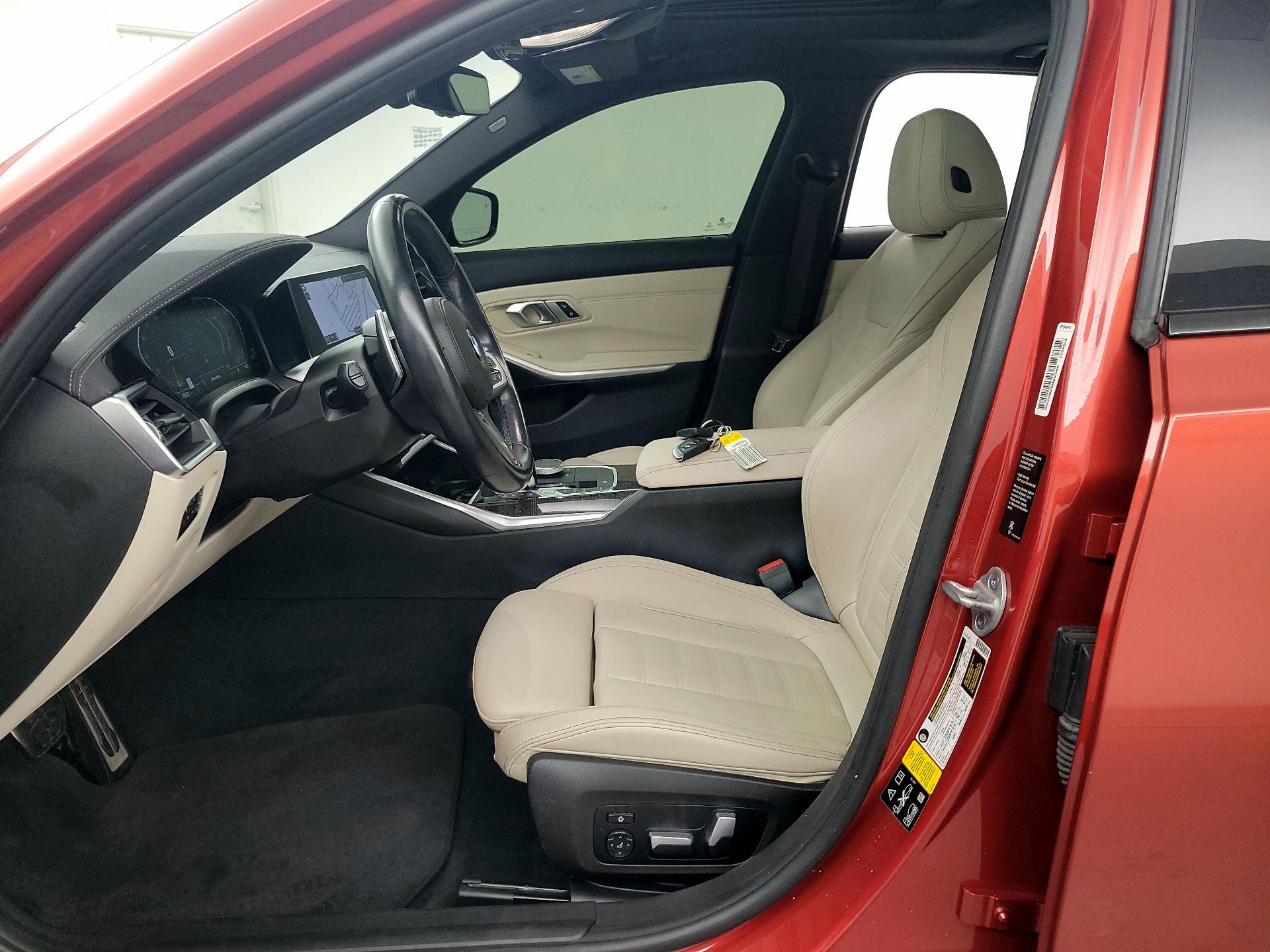 Thumbnail: 2021 BMW 3 Series - 11