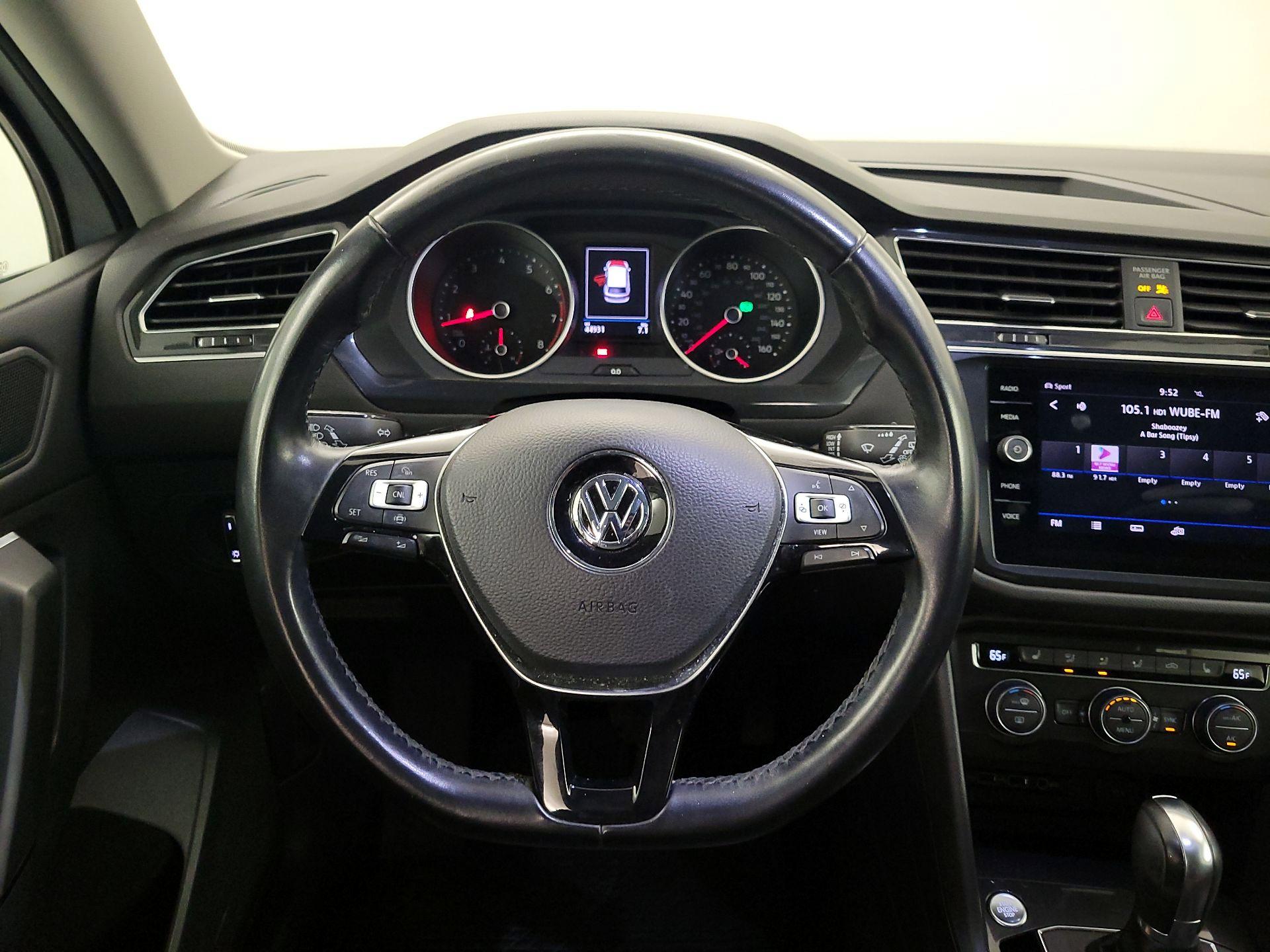 Thumbnail: 2019 Volkswagen Tiguan - 10