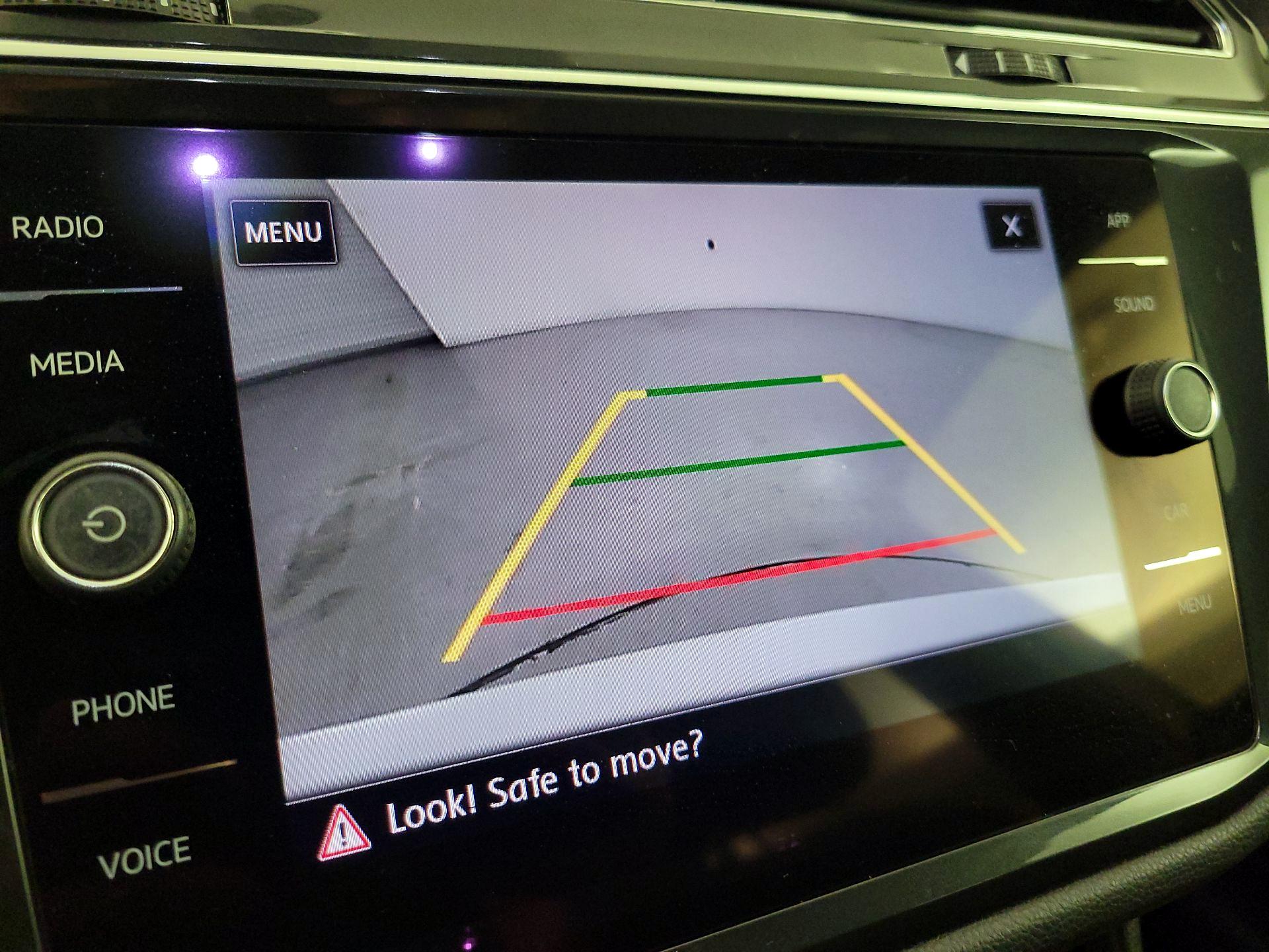 Thumbnail: 2019 Volkswagen Tiguan - 14