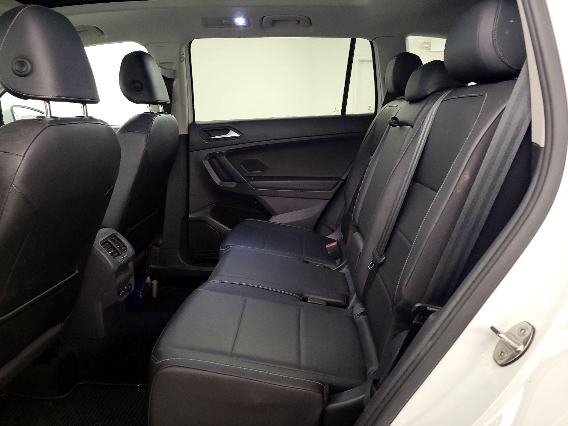 Thumbnail: 2019 Volkswagen Tiguan - 20