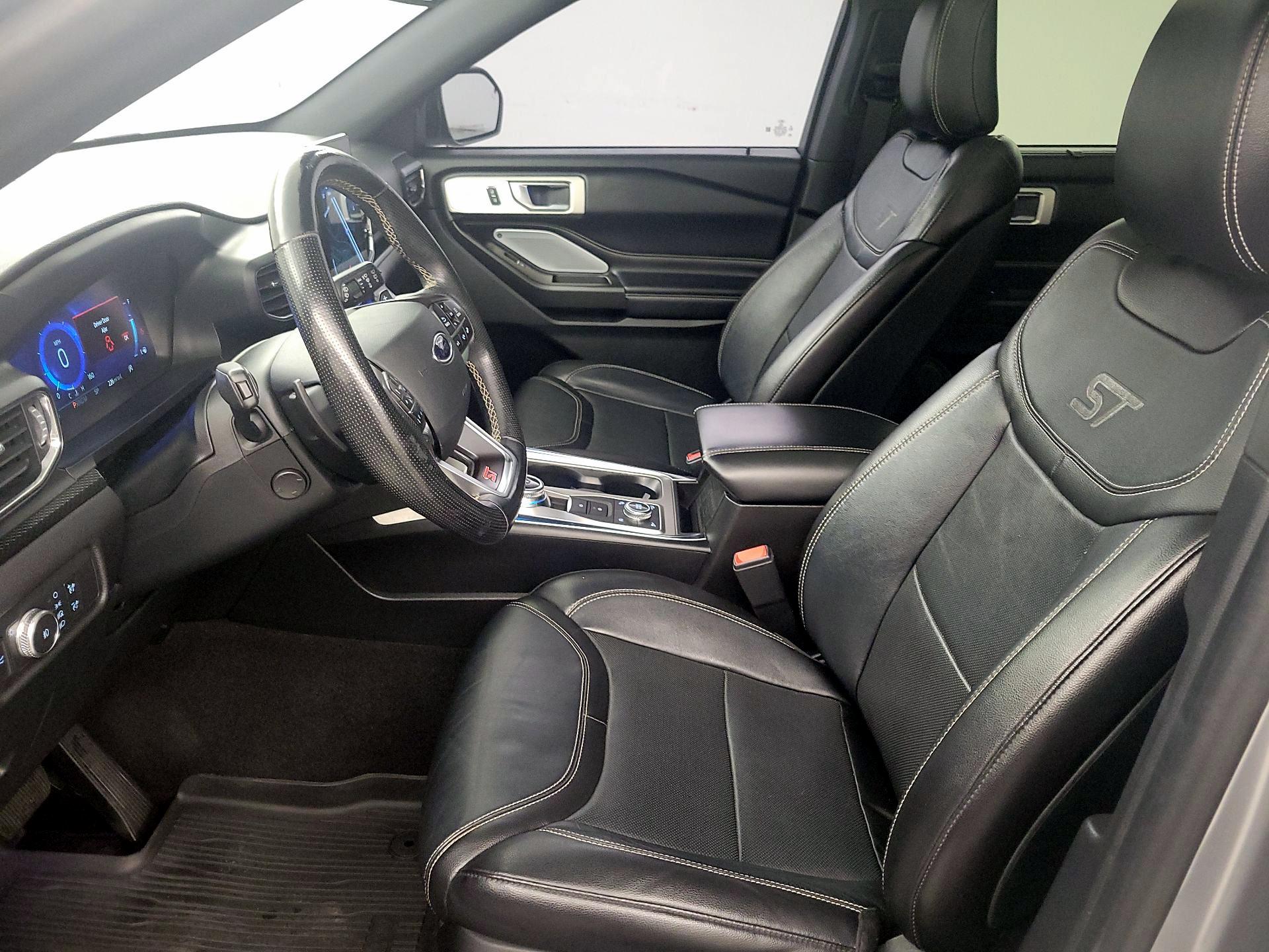 Thumbnail: 2020 Ford Explorer - 11