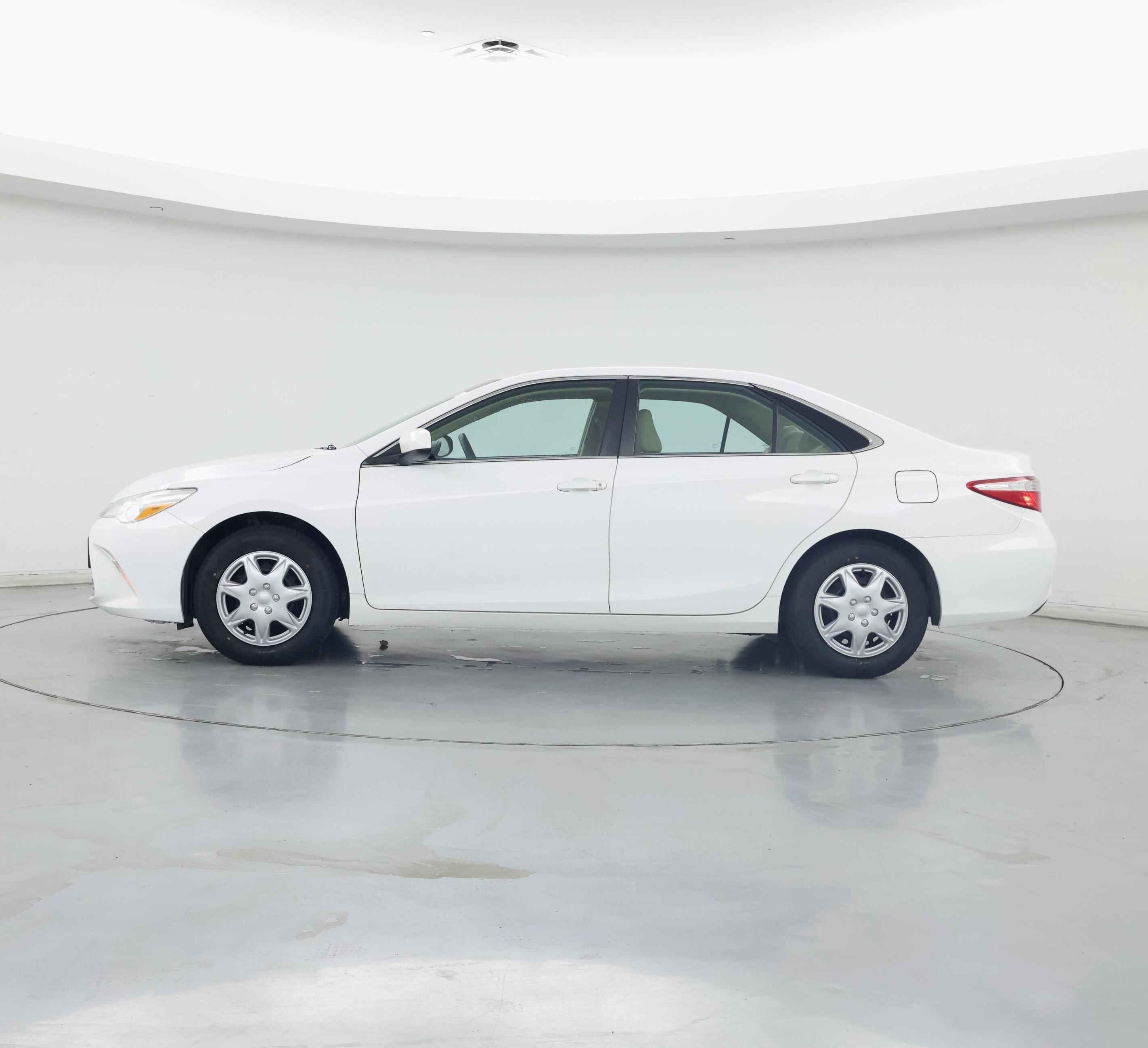 Thumbnail: 2017 Toyota Camry - 3